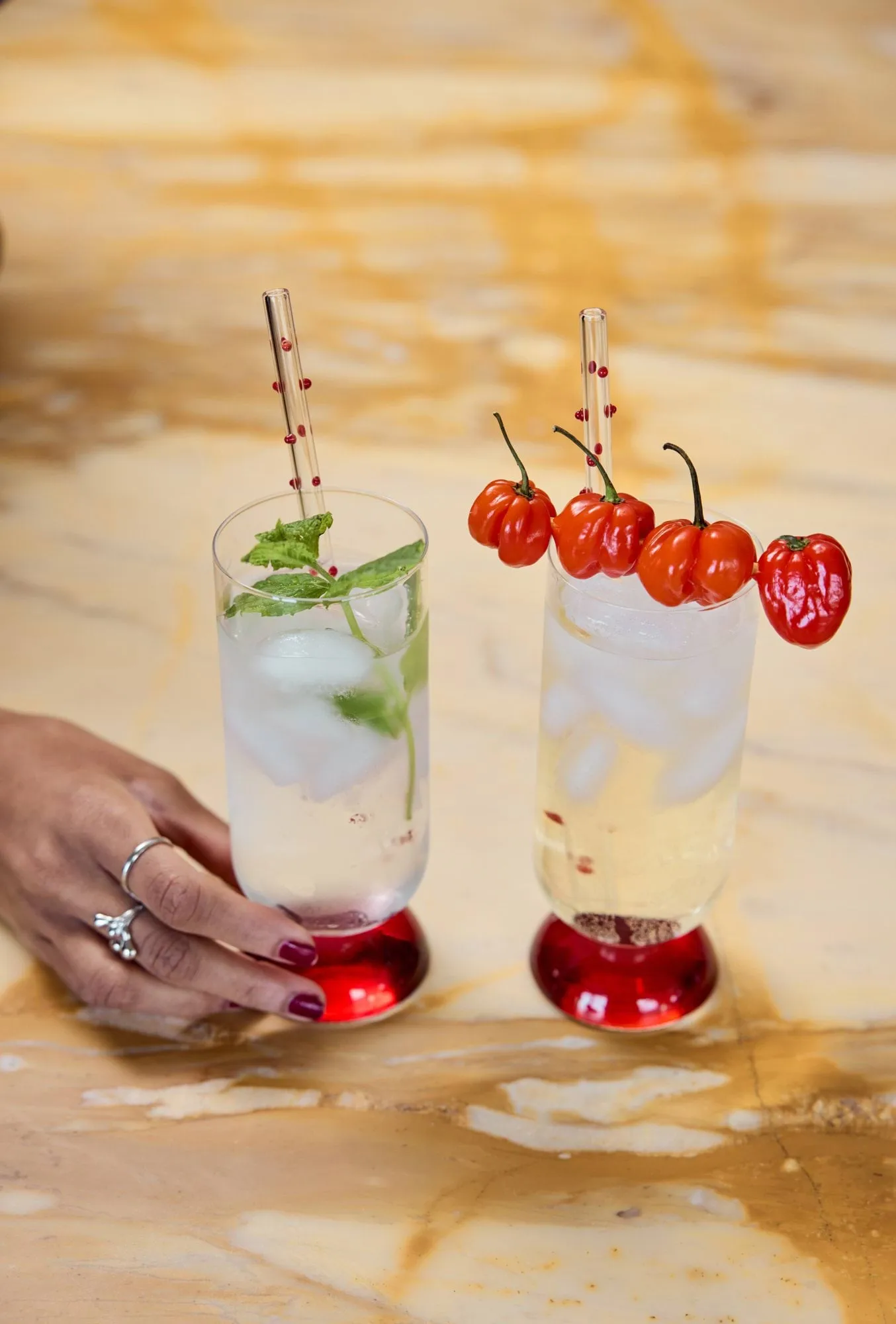 Verres hauts Spice 38 cl lot de 2, Transparent-rouge Byon
