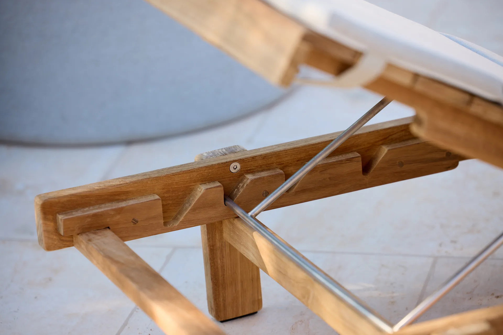 Bain de soleil Vista, Teck Cane-line