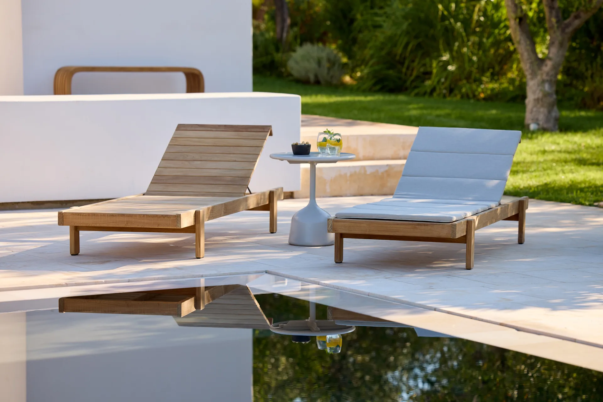 Bain de soleil Vista, Teck Cane-line