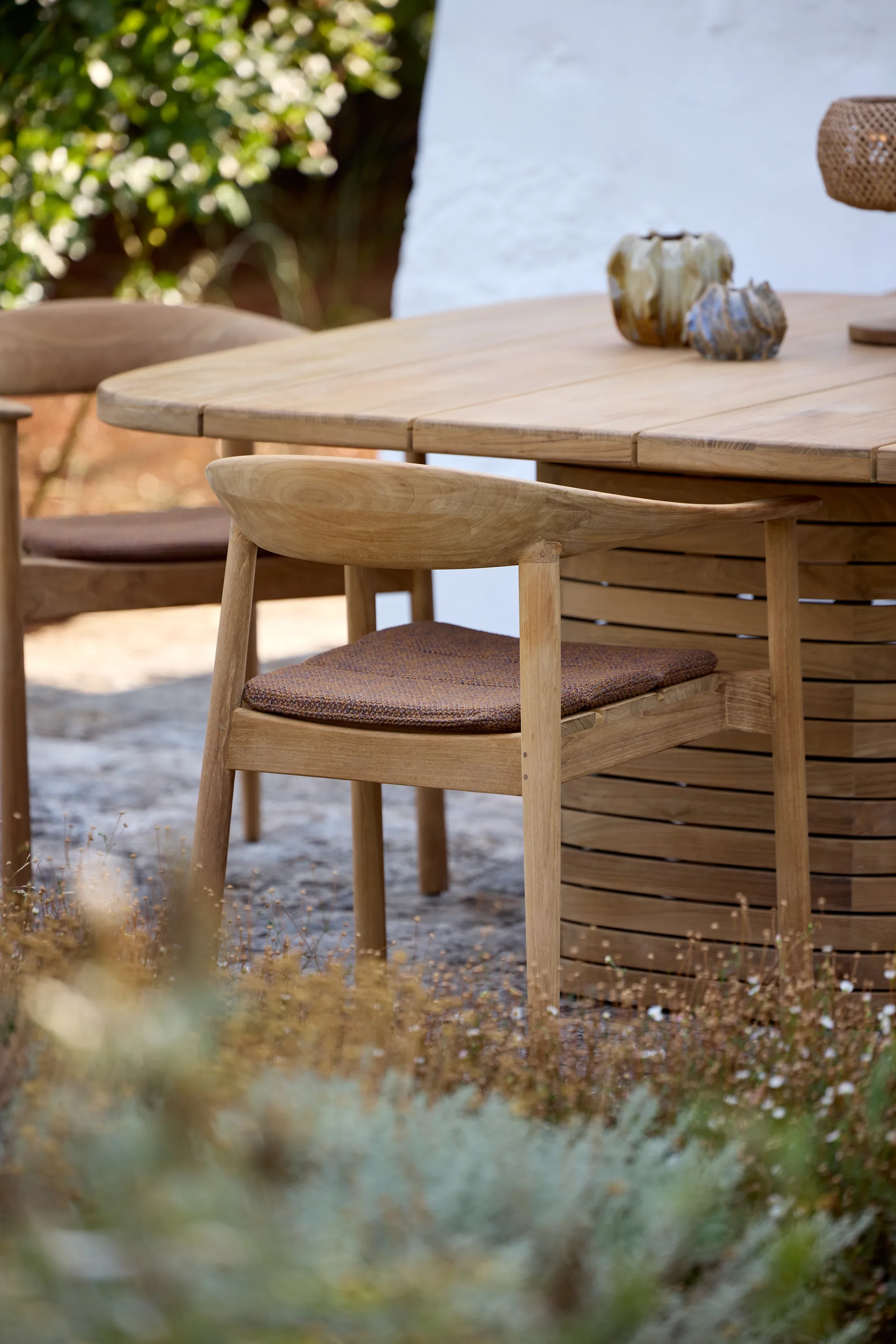 Chaise avec accoudoirs Majestic, Teck Cane-line