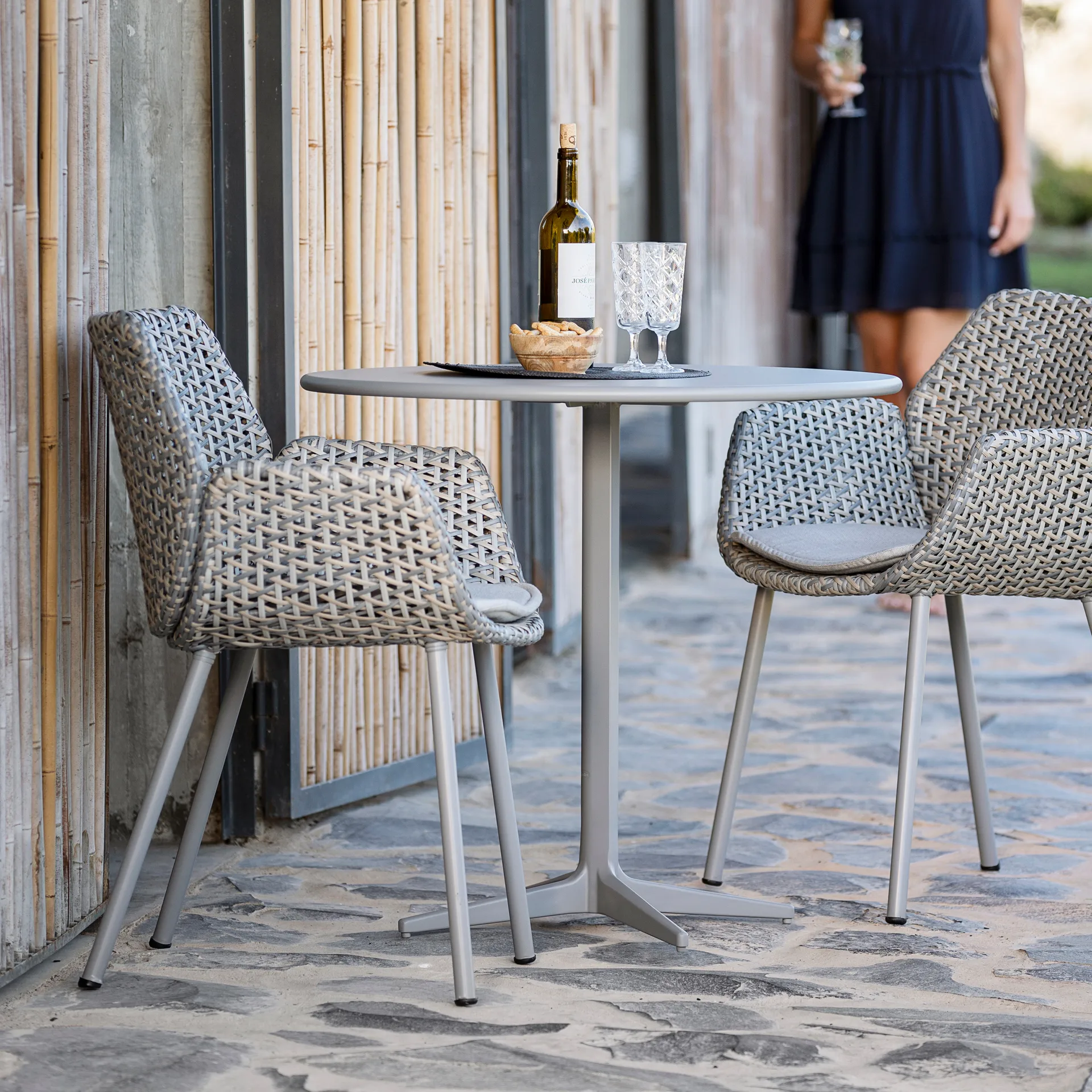 Table de café Drop Ø80 cm, Light grey-light grey Cane-line