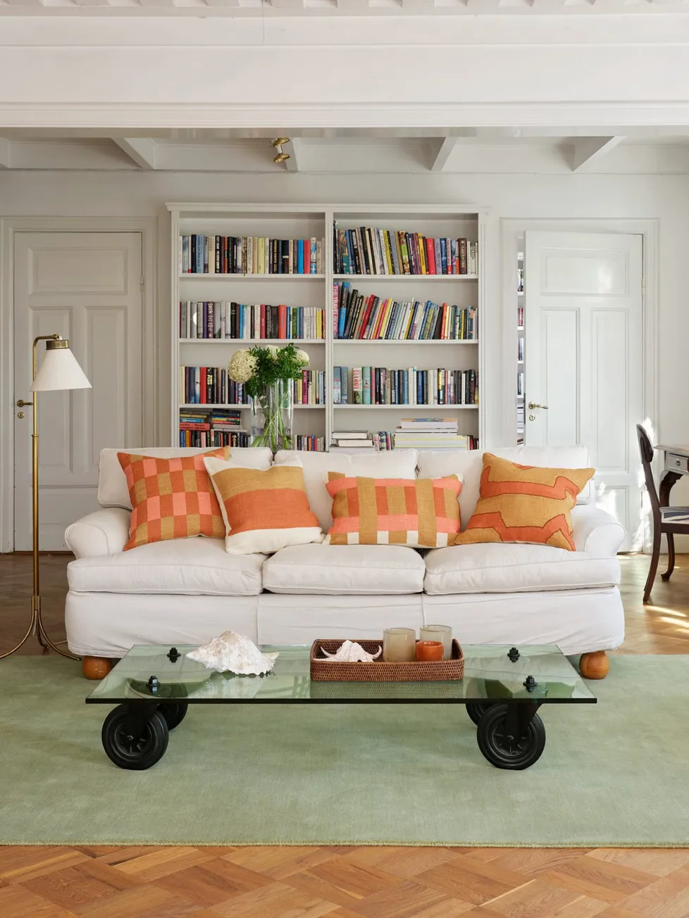 Coussin Benaras, Khaki-rose-apricot orange, 40x60 cm Chhatwal & Jonsson