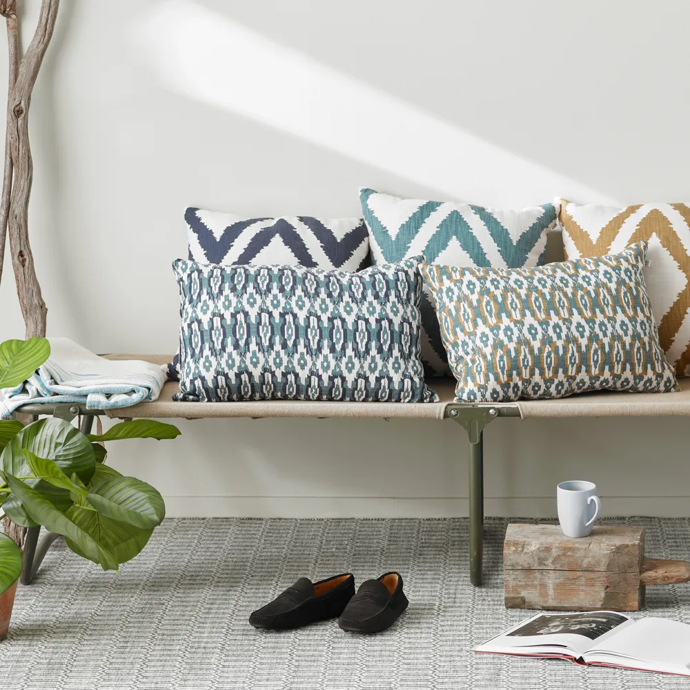 Coussin Diamond, blue/offwhite Chhatwal & Jonsson