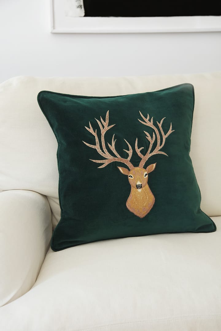 Housse de coussin Embroidered Reindeer 50x50 cm, Vert Chhatwal & Jonsson