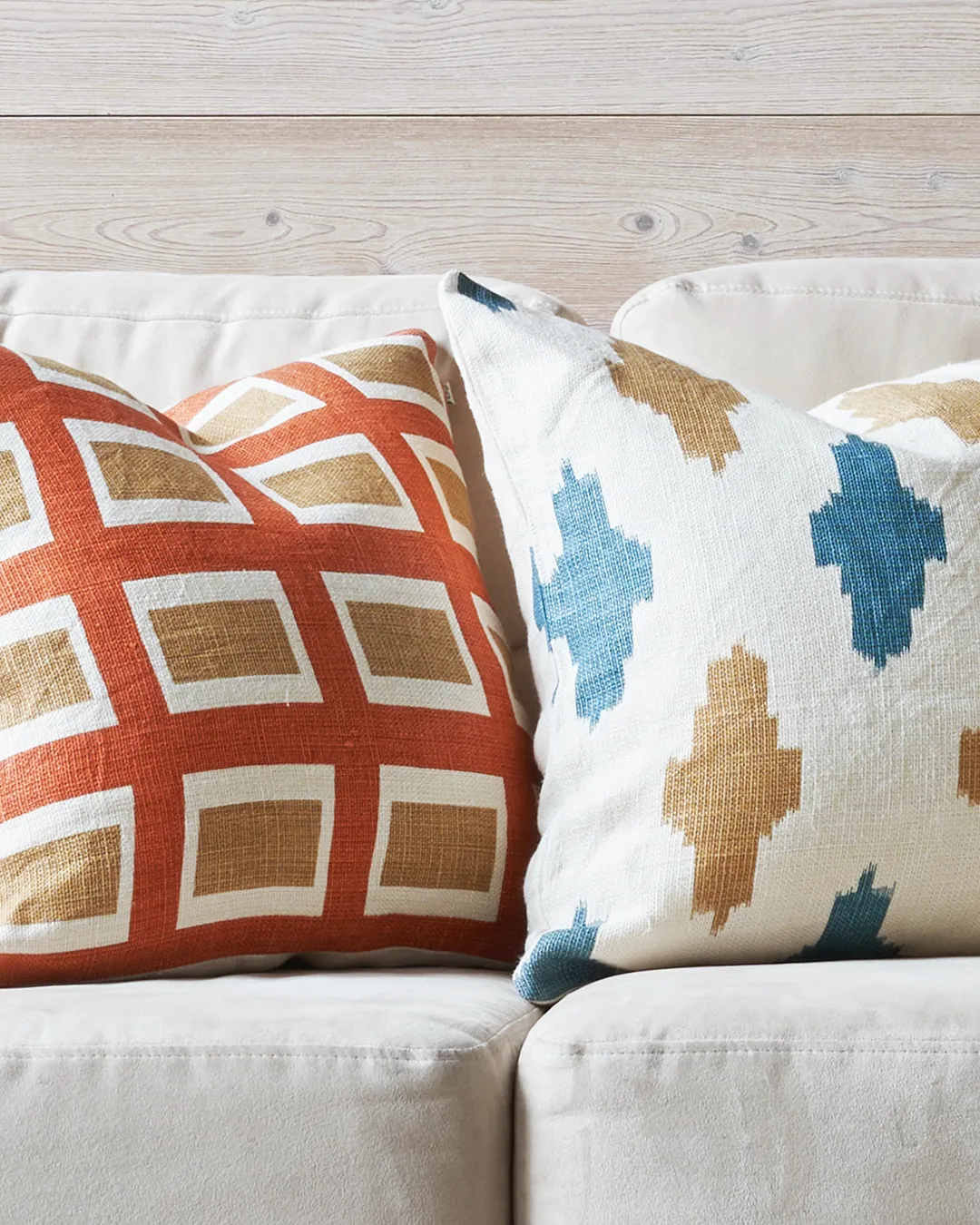 Housse de coussin Hira 50x50 cm, Apricot Orange/Khaki Chhatwal & Jonsson