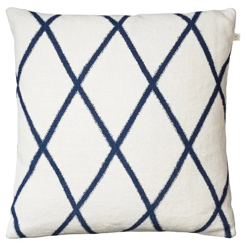 Housse de coussin Ikat Orissa 50 x 50 cm, Blanc cassé – bleu Chhatwal & Jonsson