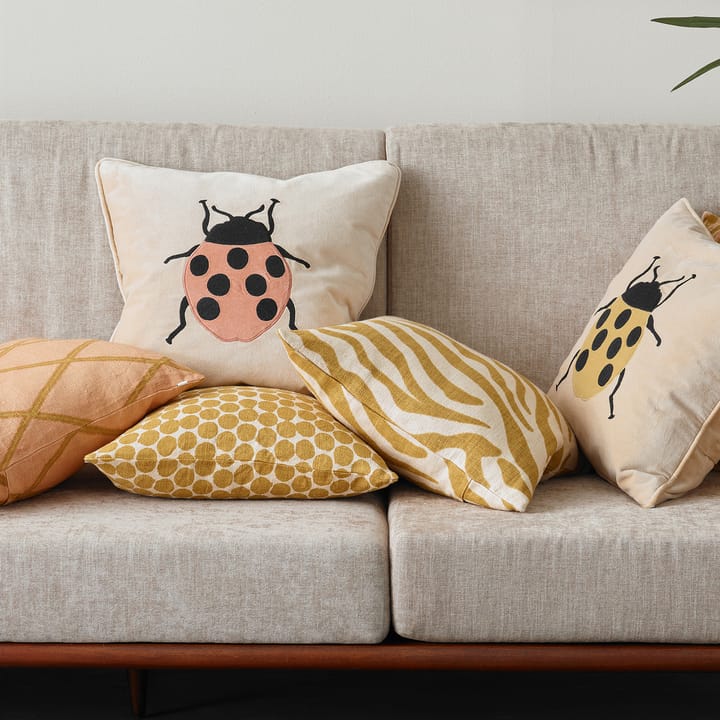Housse de coussin Ikat Orissa 50 x 50 cm, Rose-spicy yellow Chhatwal & Jonsson