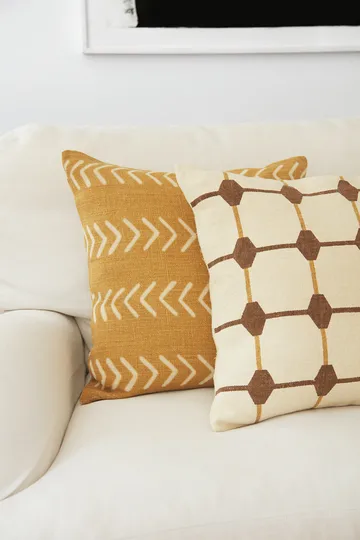 Housse de coussin Rakhi 50x50 cm - Taupe-jaune épicé - Chhatwal & Jonsson
