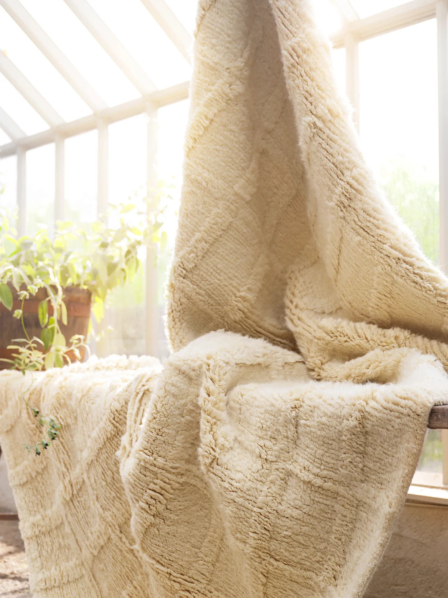 Tapis en laine Badal, Off white 170x240 cm Chhatwal & Jonsson