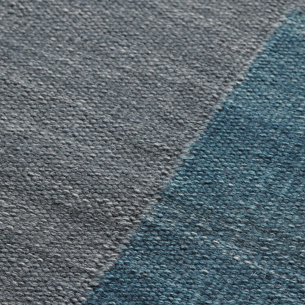 Tapis en laine Ganga 170x240 cm, Greyish blue-dark blue Chhatwal & Jonsson