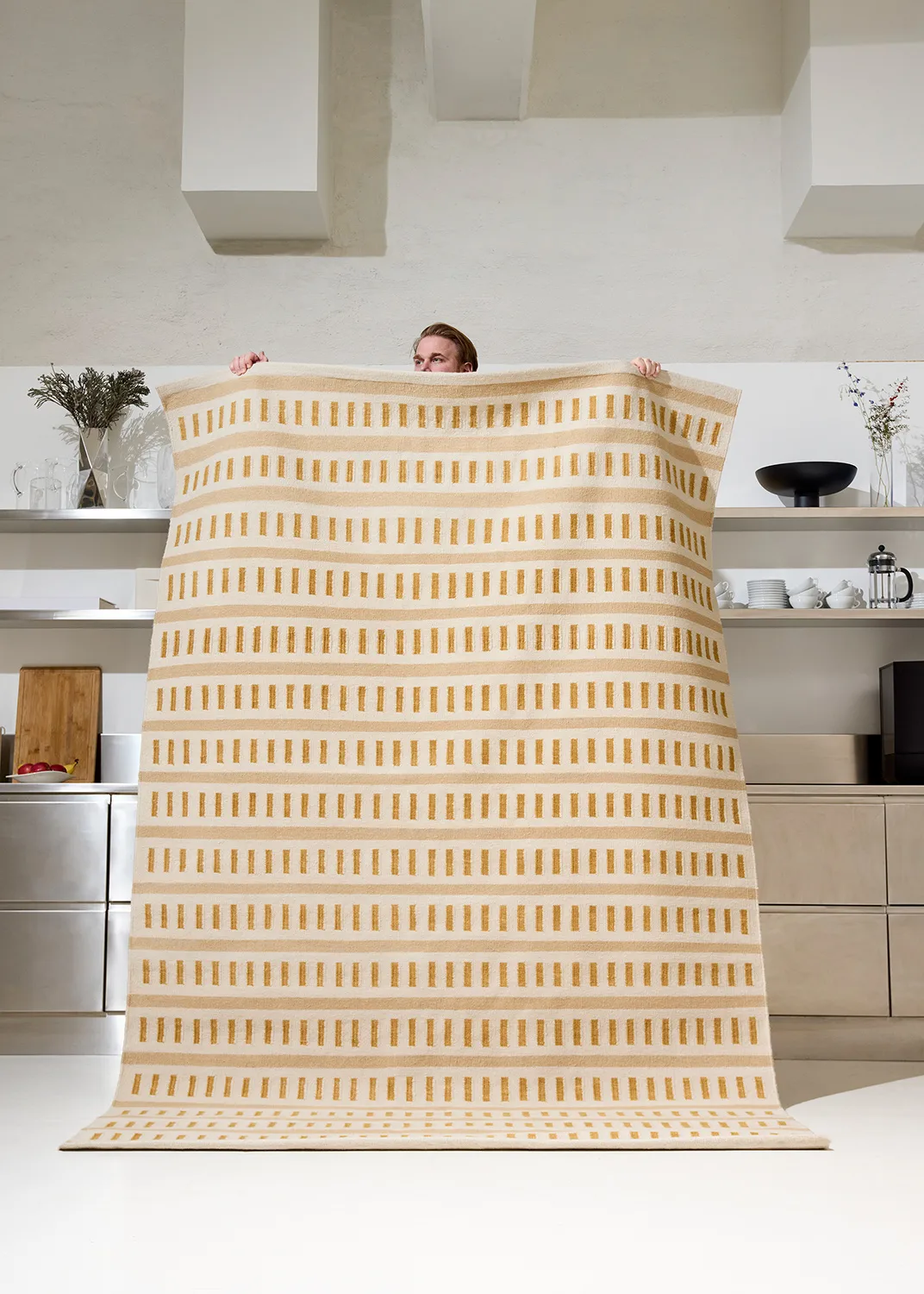 Tapis en laine Ladakh, Off white-beige-masala yellow, 180x270 cm Chhatwal & Jonsson