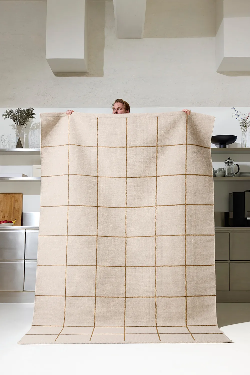 Tapis Milan, Off white-beige, 230x320 cm Chhatwal & Jonsson