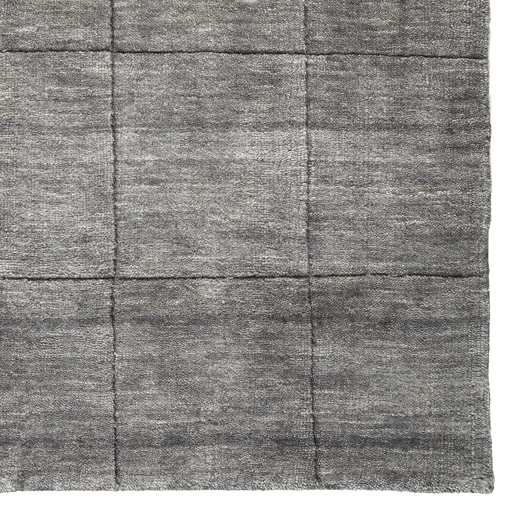 Tapis Nari, light grey, 170x240 cm Chhatwal & Jonsson