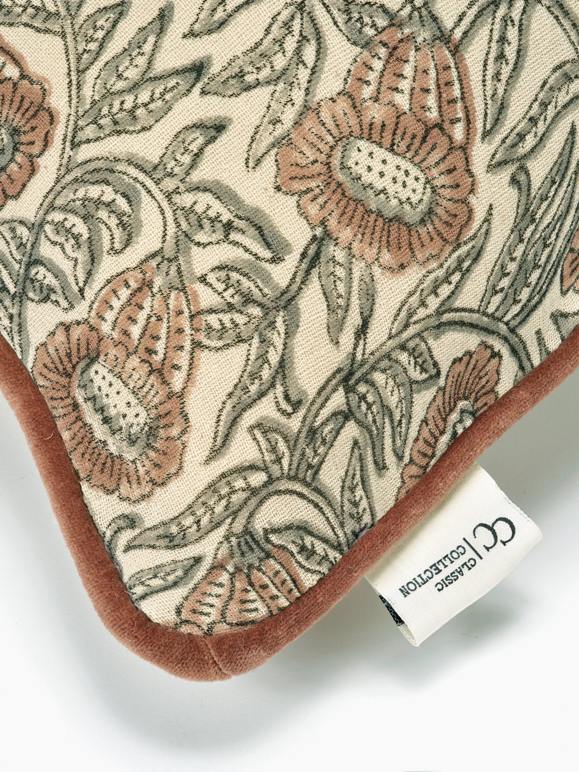 Housse de coussin Bell 50x50 cm, Mocha Classic Collection