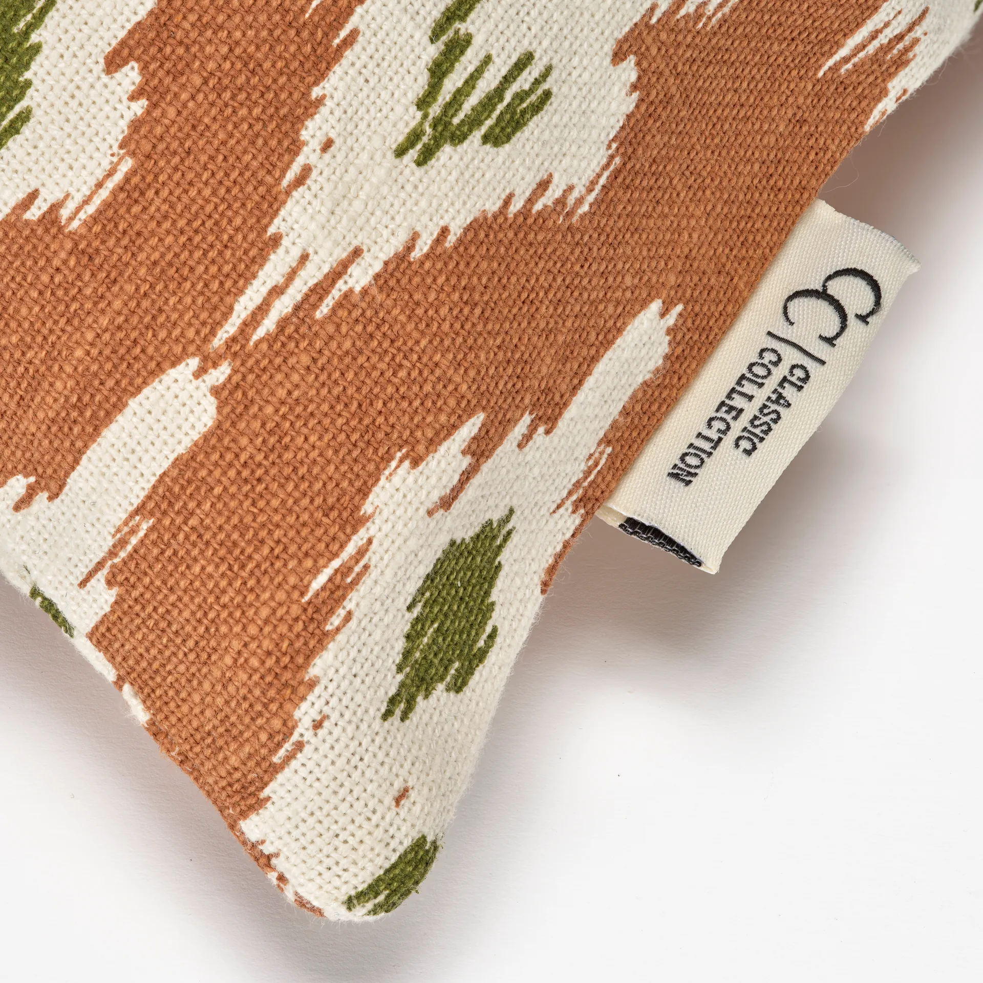 Housse de coussin Ikat Diamond 50x50 cm, Brown Classic Collection