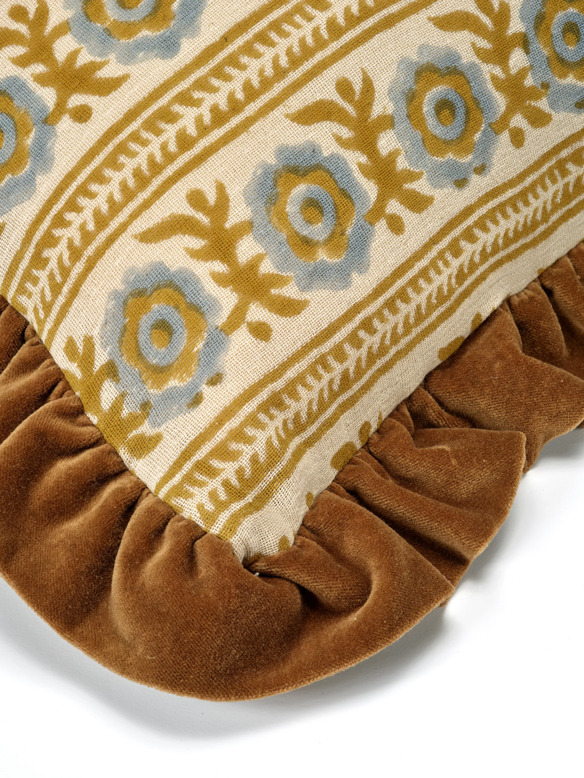 Housse de coussin Posy 50x50 cm, Jaune Classic Collection