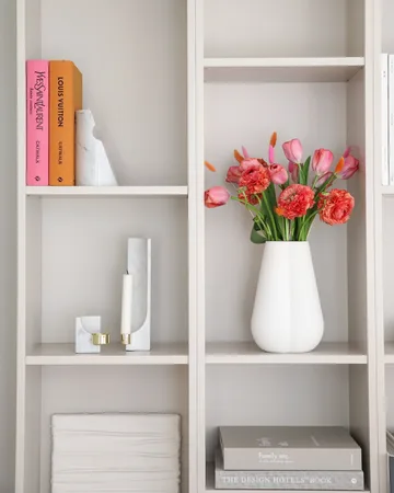 Bougeoir Quarter - Carrara - Cooee Design