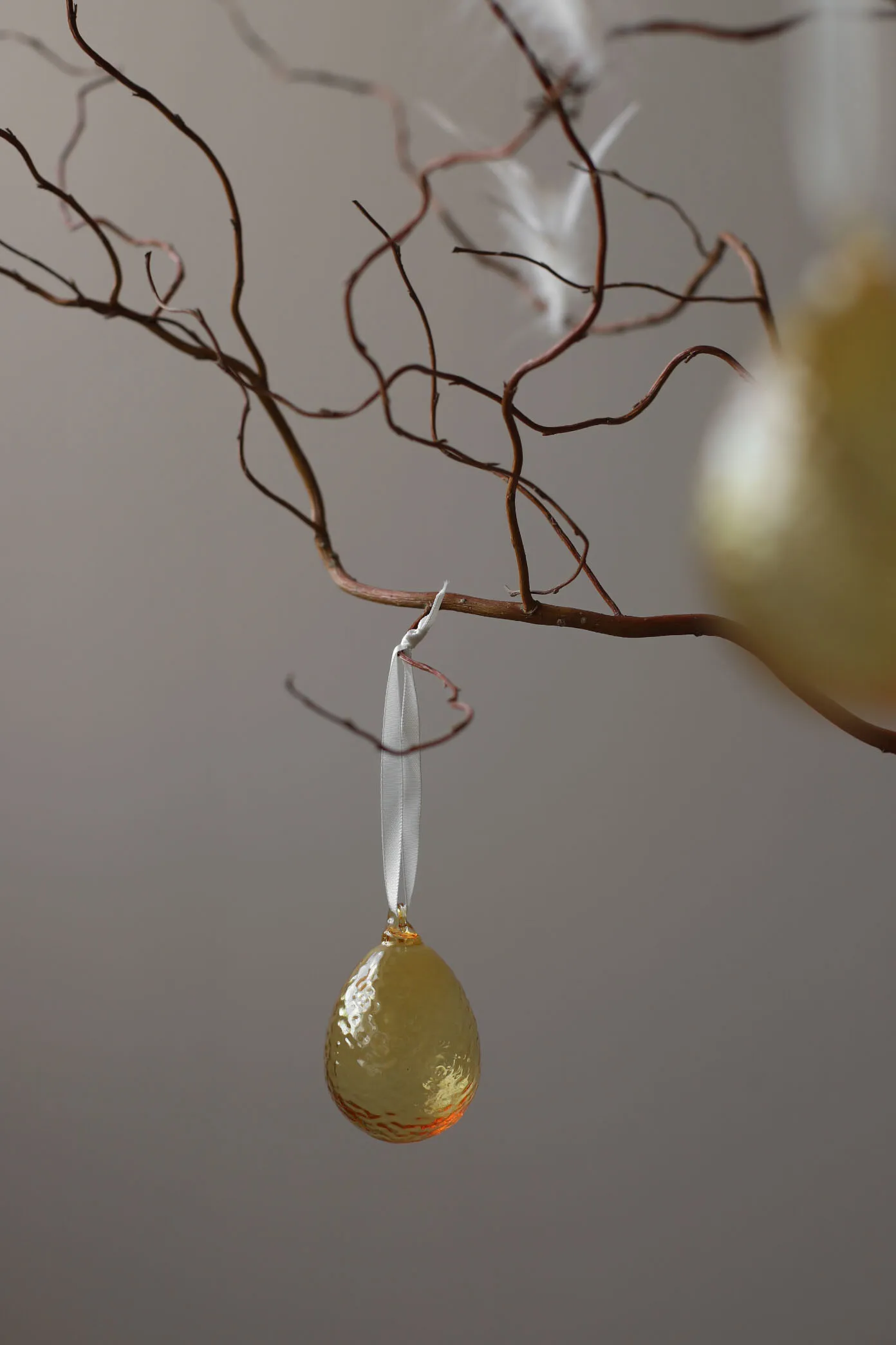 Gry œuf de Pâques à suspendre lot de 2, Miel Cooee Design