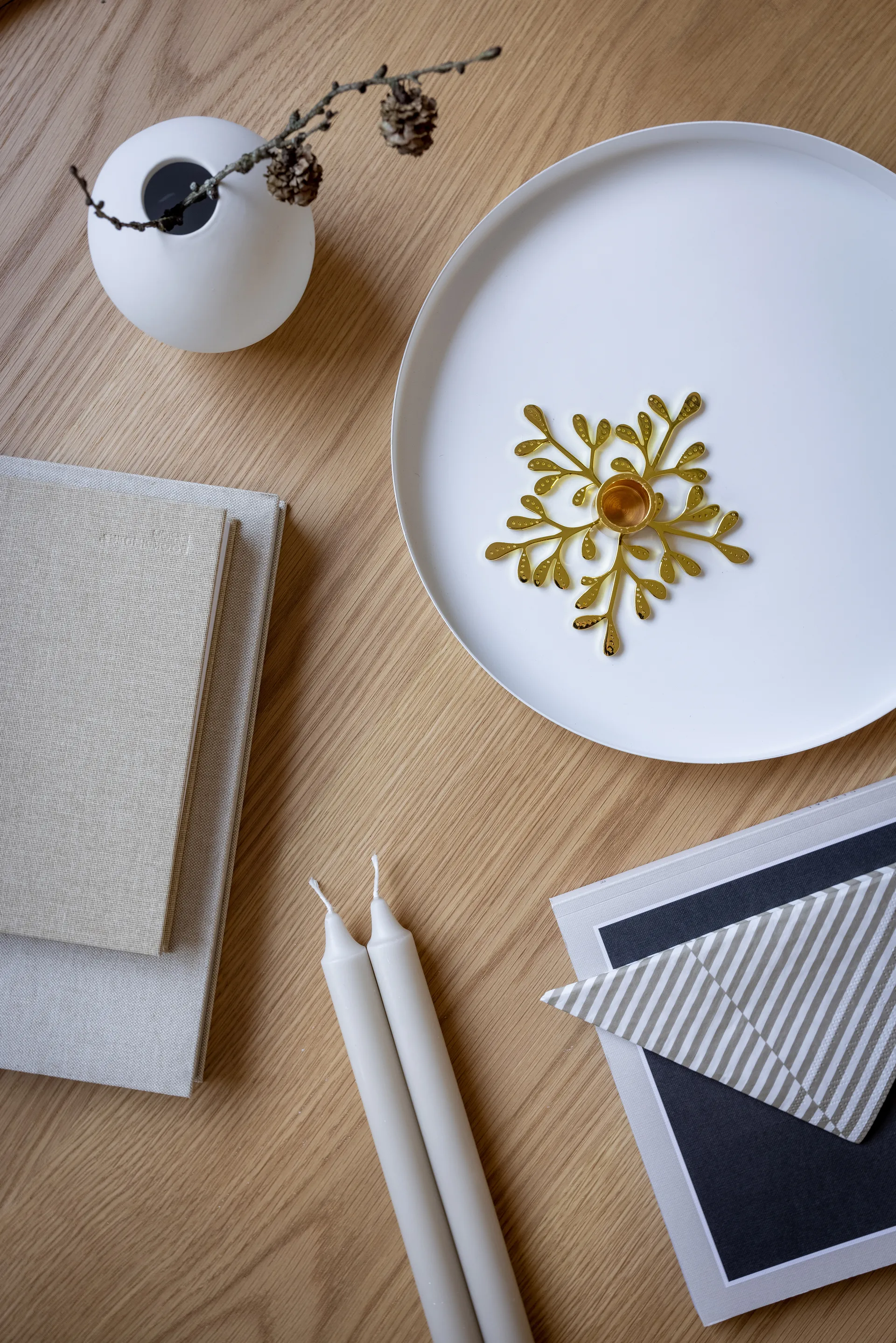 Serviette Broken Lines 33x33 cm 20-pack, Sand-white Cooee Design