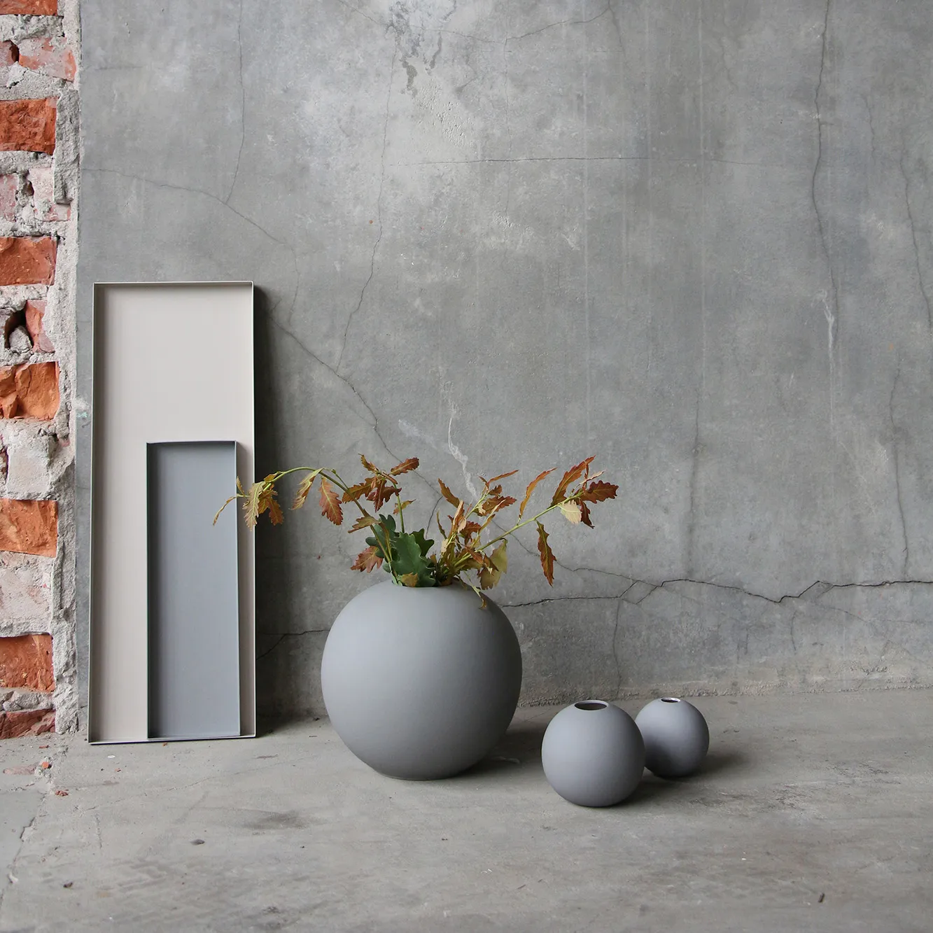 Vase Ball gris, 20 cm Cooee Design