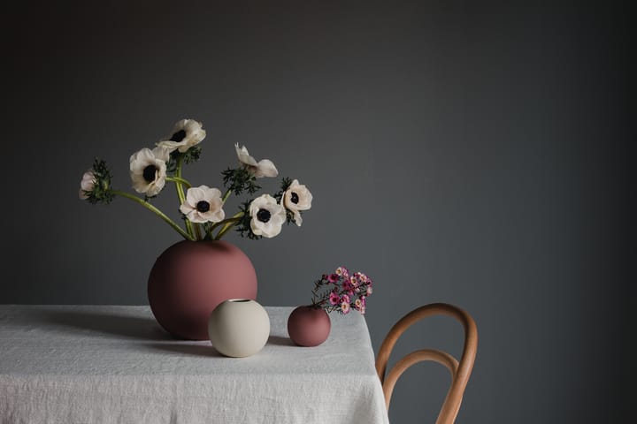 Vase Ball rose cendré, 8 cm Cooee Design
