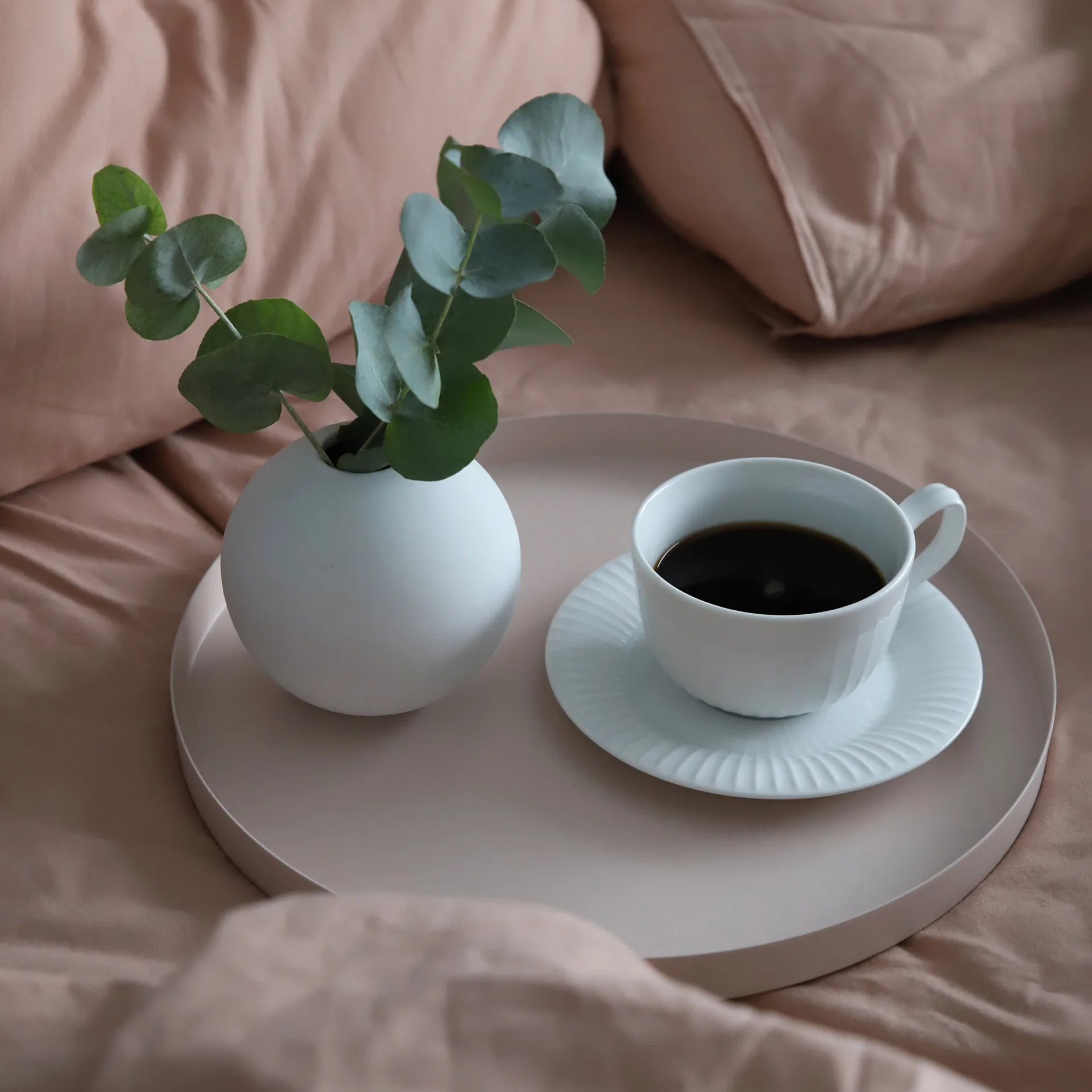 Vase blanc Ball, 8 cm Cooee Design