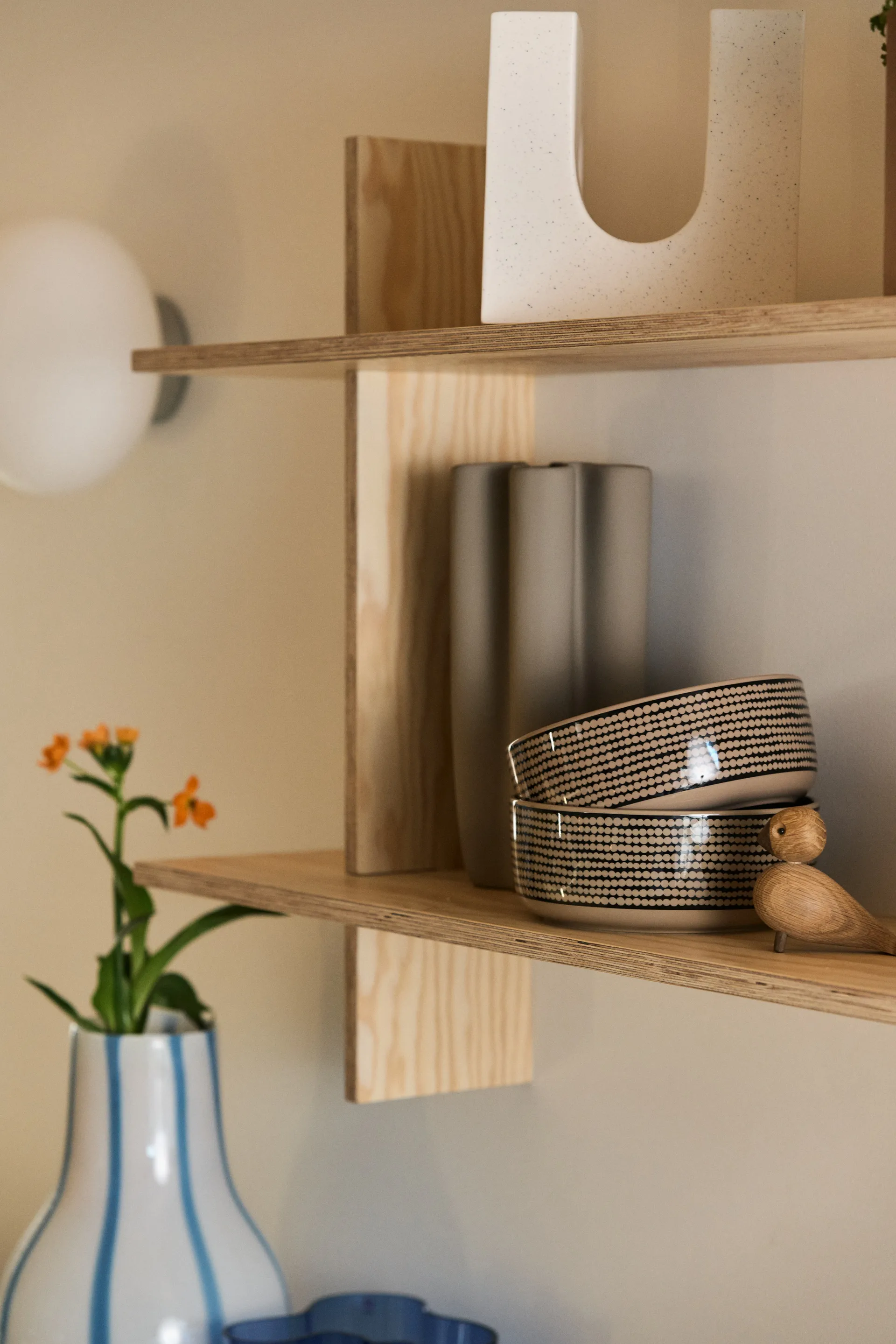 Vase Tulipa sand, 30 cm Cooee Design