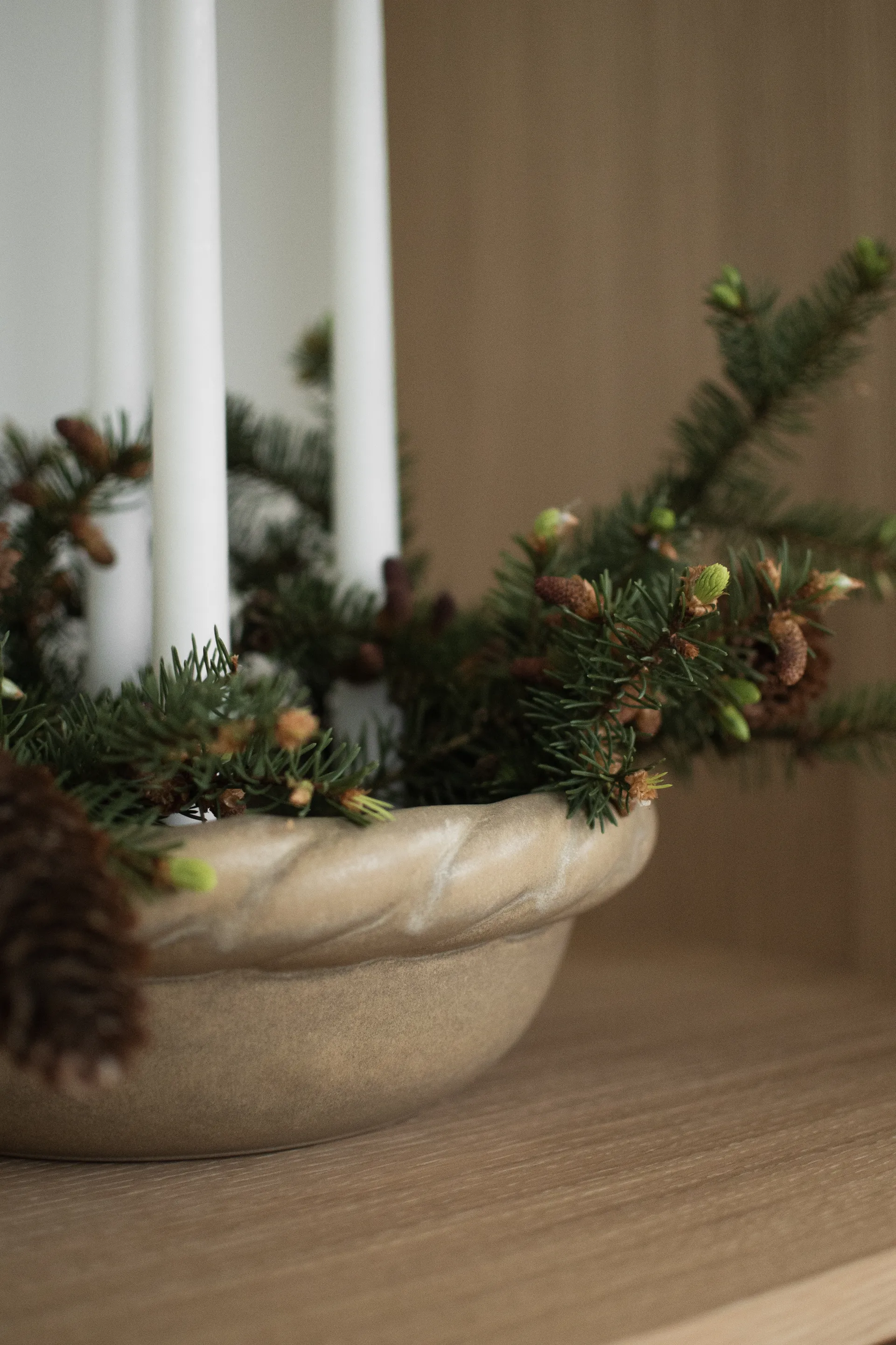 Bougeoir Twine plate Ø30 cm, Beige DBKD