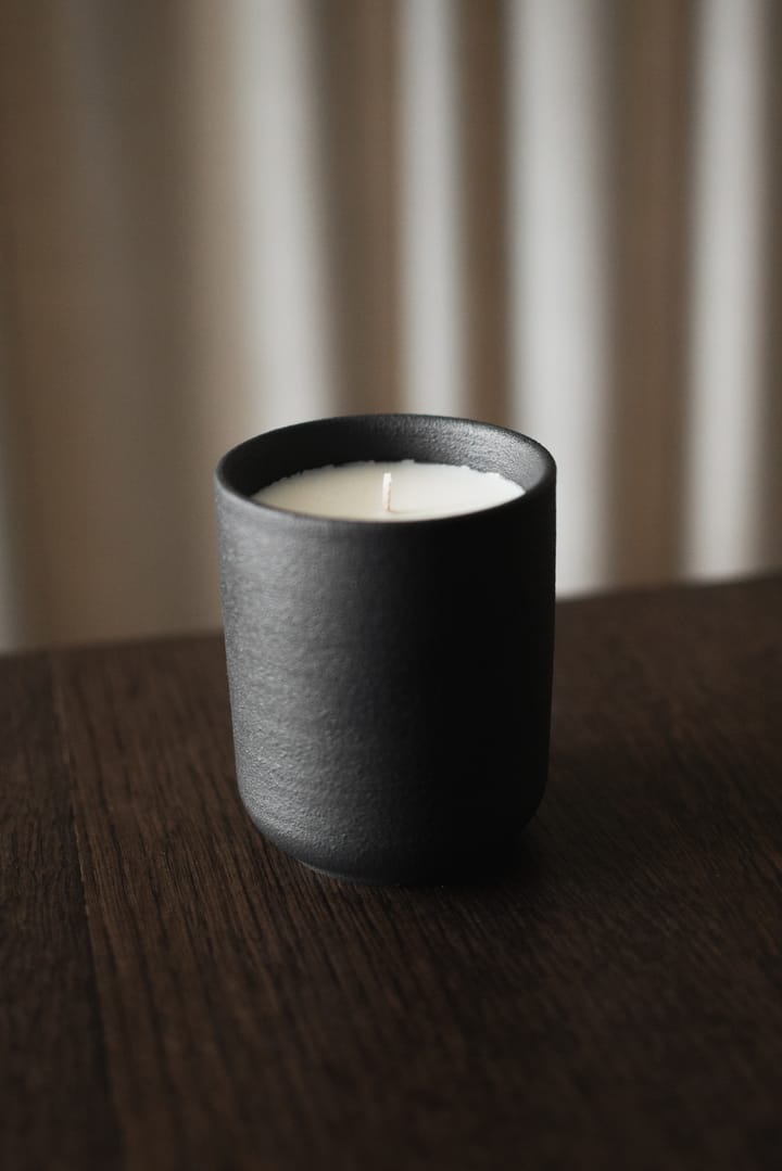 Bougie parfumée Burn 60 h, Black DBKD