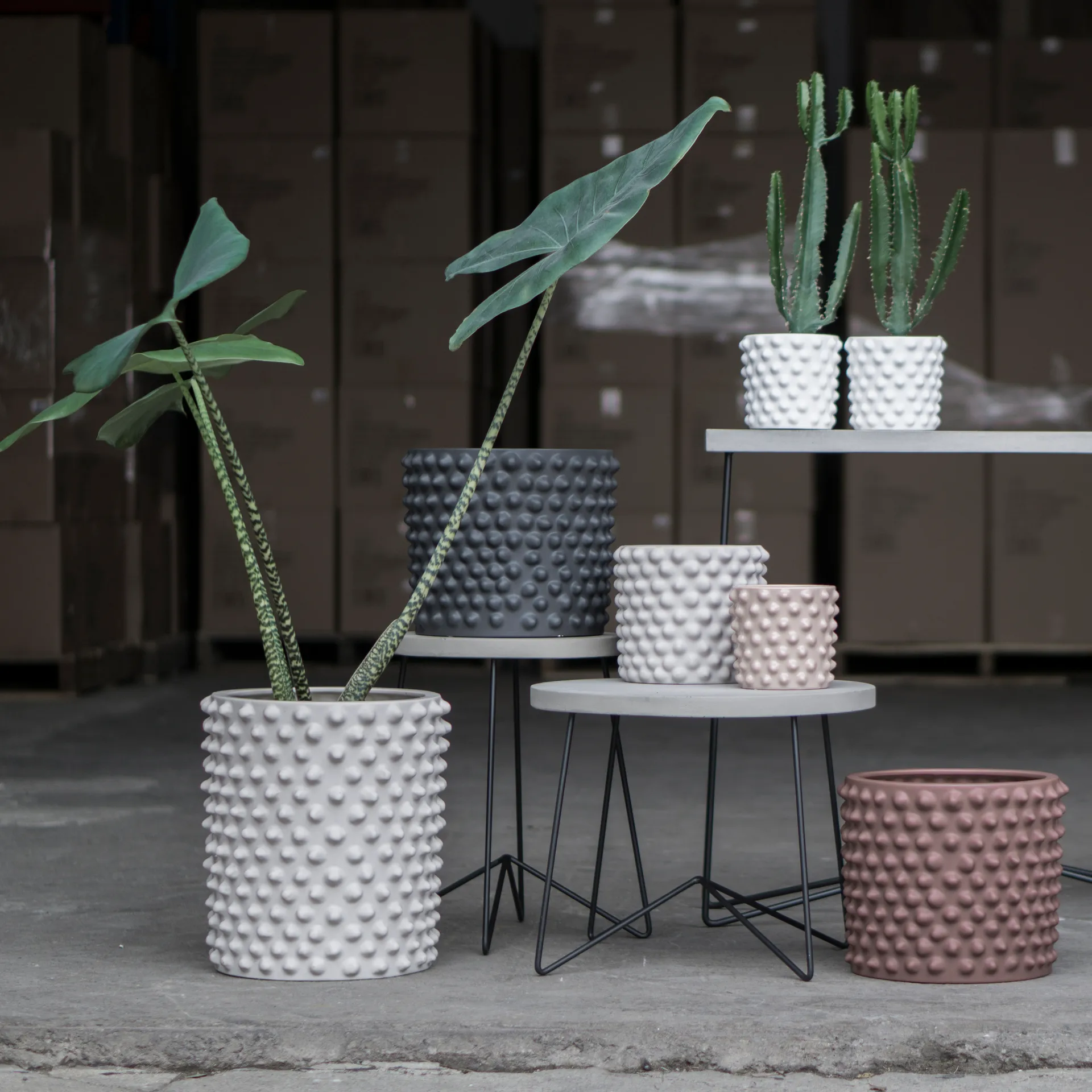 Cache-pot Cloudy grège, Large Ø33 cm DBKD