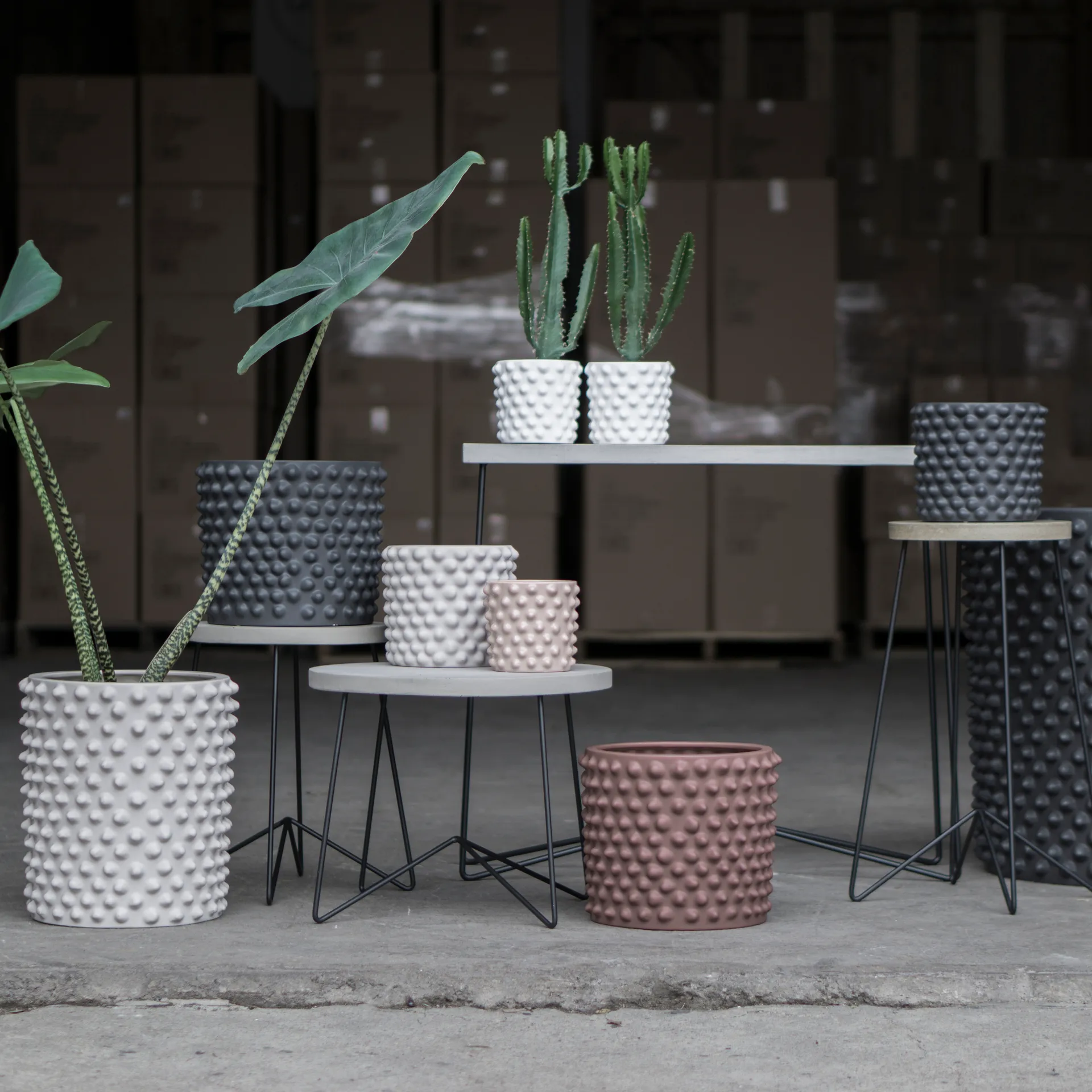 Cache-pot Cloudy gris foncé, Moyen, ø 30 cm DBKD