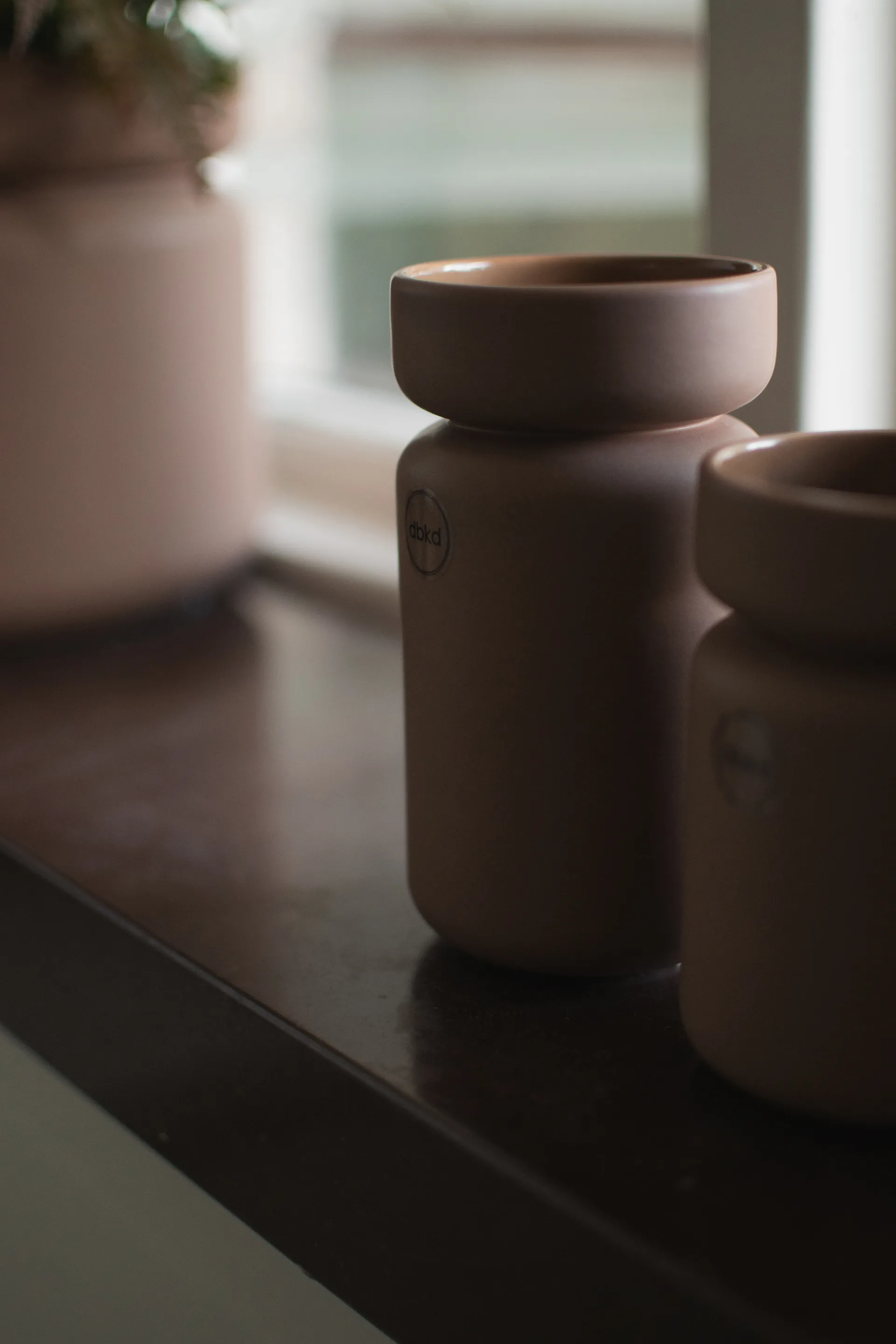 Cache-pot Neck, Nougat, Ø8x15 cm DBKD