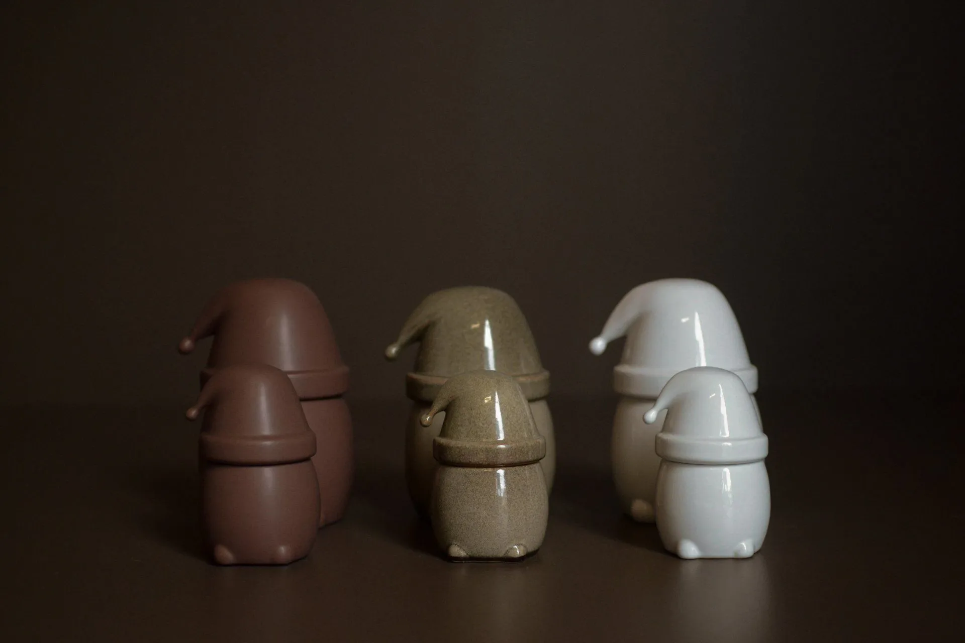 Pot avec couvercle Eating Santa Petit, Maroon DBKD