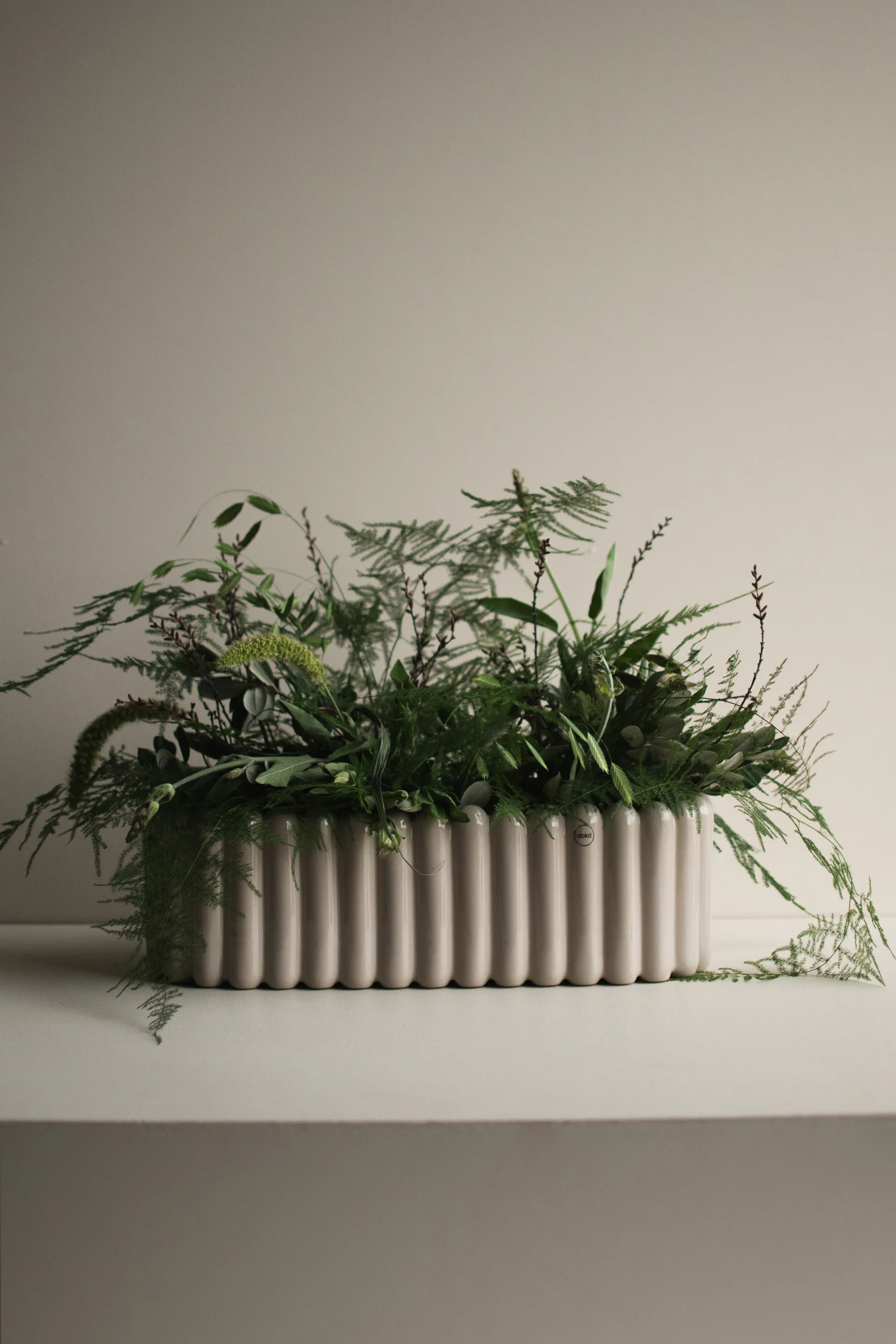 Pot de fleur Mist oval, Shiny mole DBKD