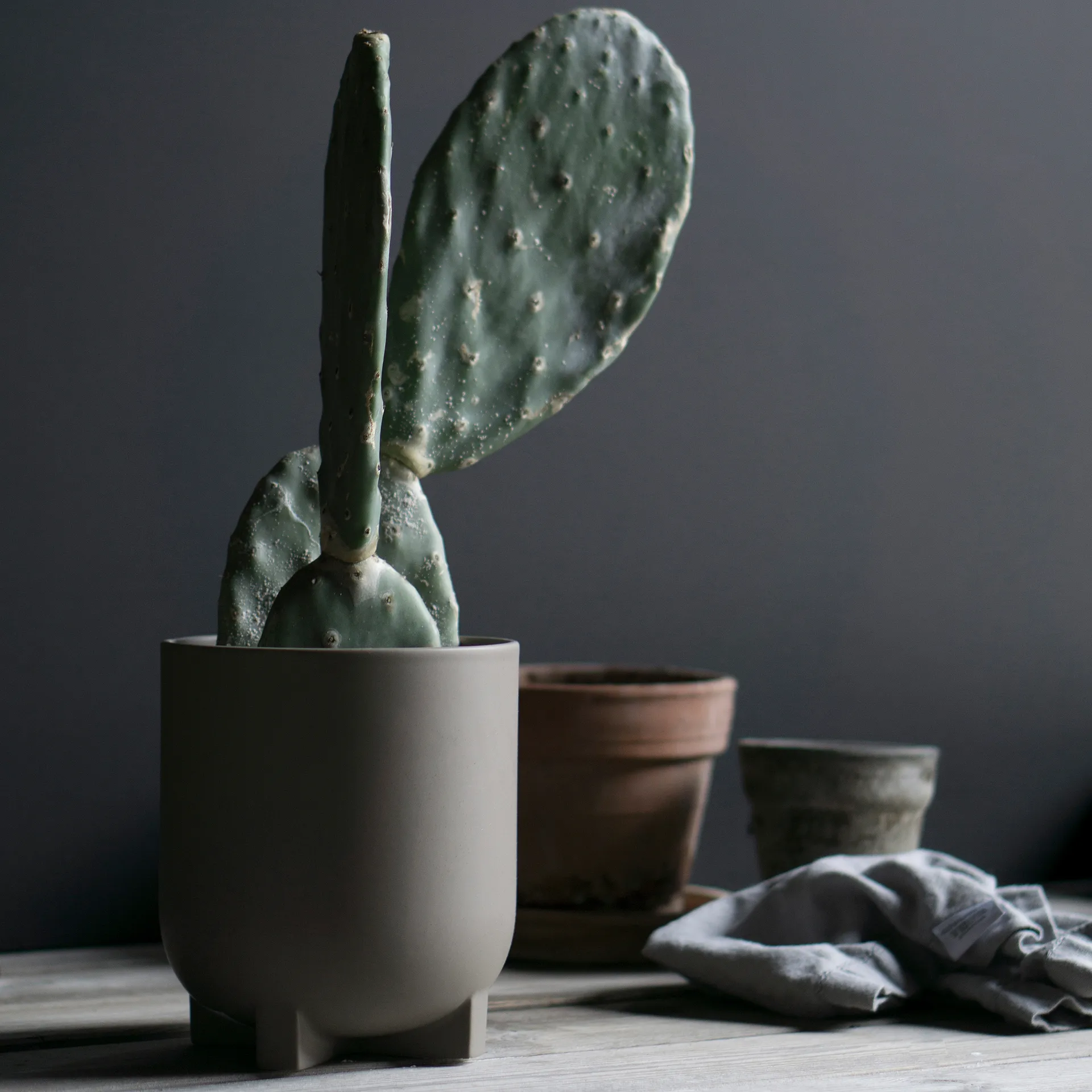 Pot Plus Ø16 cm, Dust DBKD