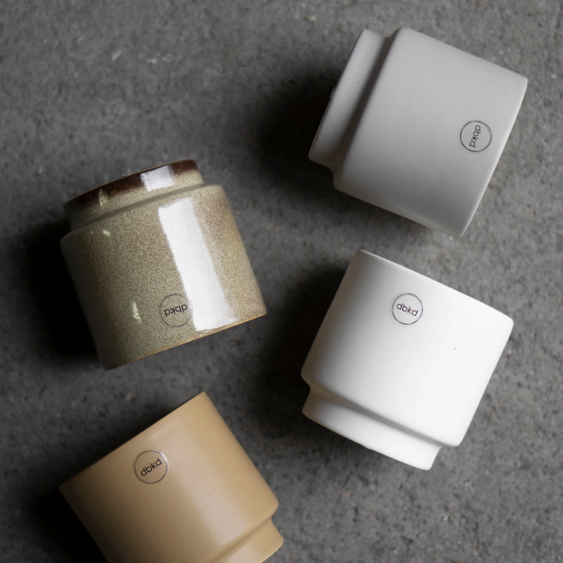 Pot Solid white, Petit ø10 cm DBKD