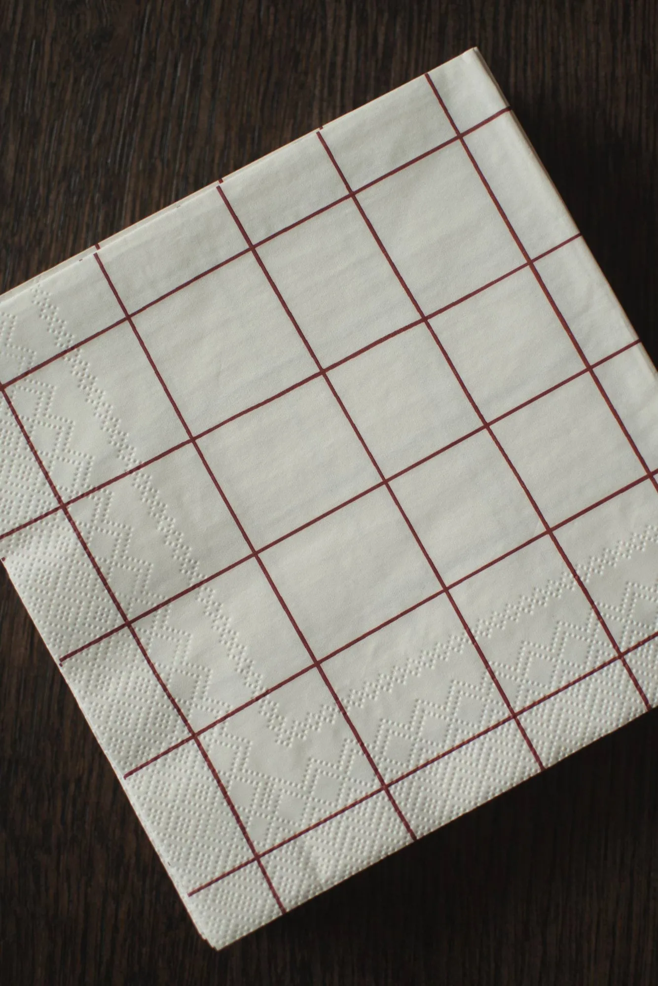 Serviette en papier carrée 33x33 cm Lot de 20, Dark red DBKD