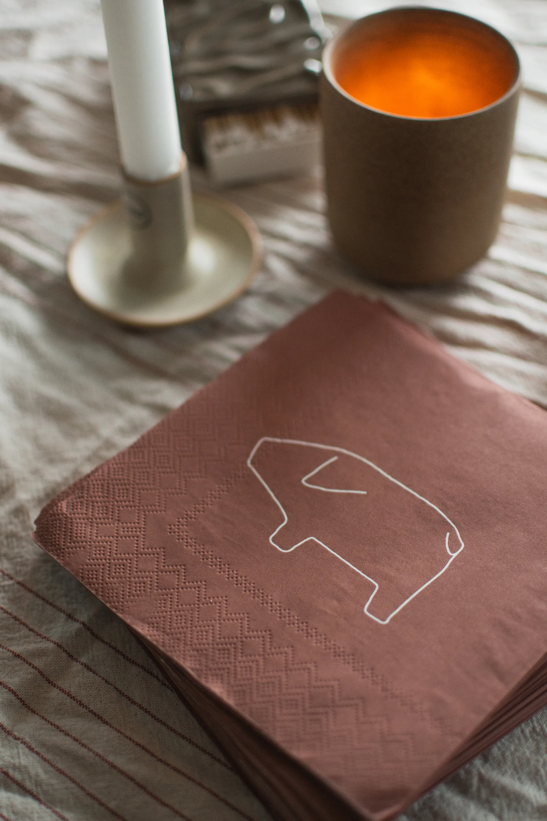 Serviette en papier Swedish pig 33x33 cm, 20 pièces, Red DBKD