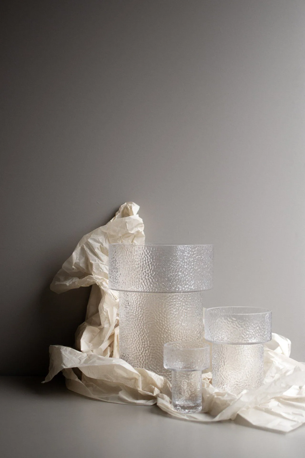 Vase en verre Keeper structuré, 17 cm DBKD