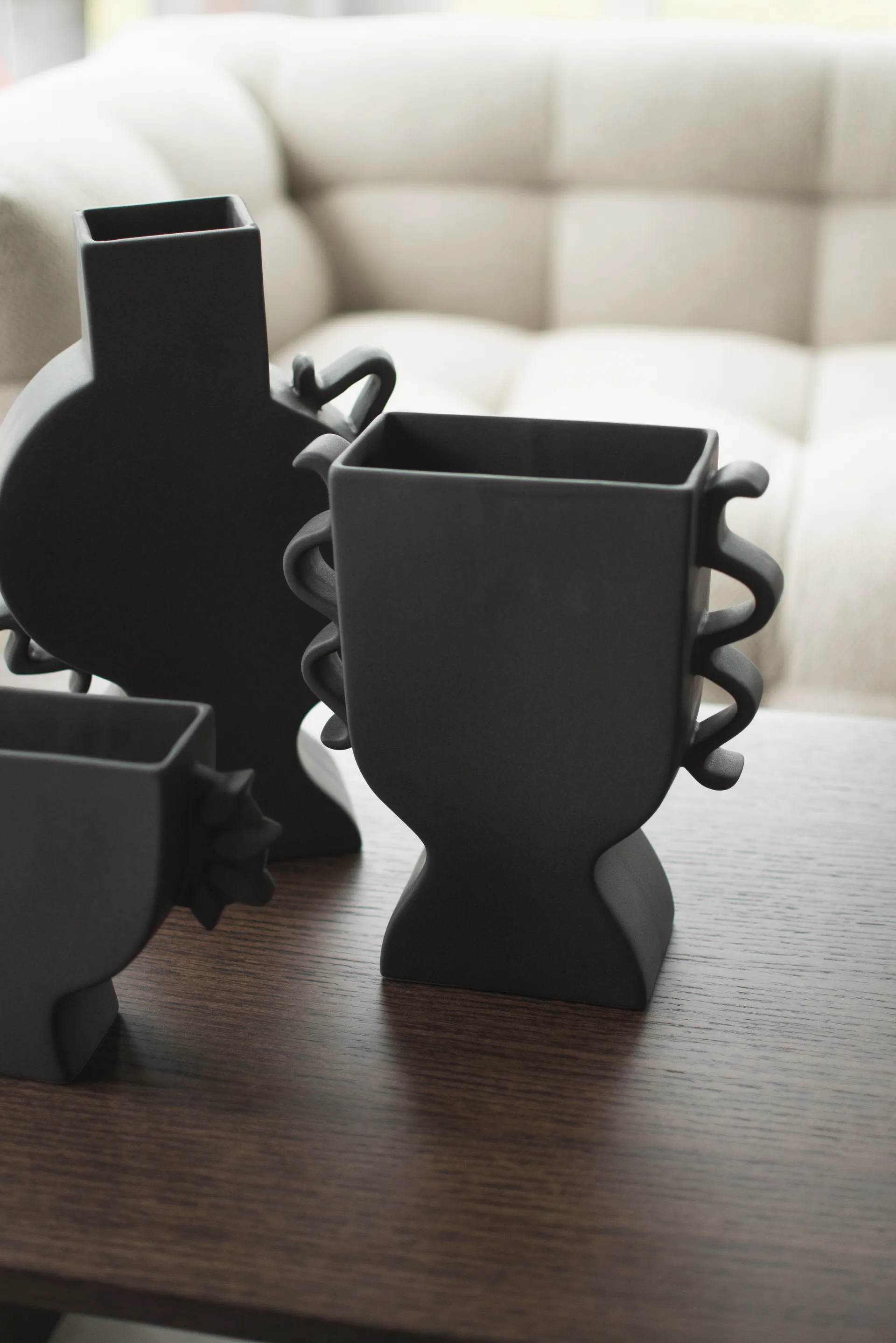 Vase plat 25 cm, Black DBKD