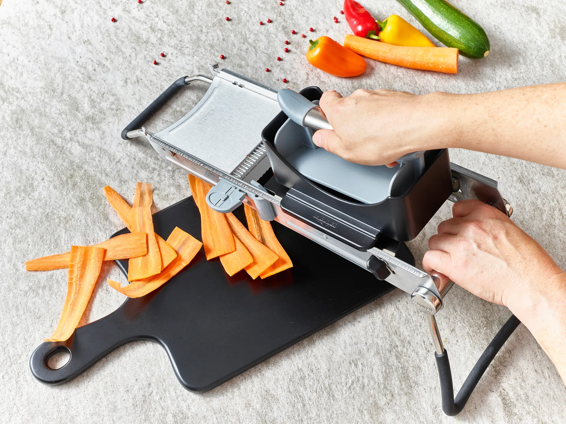 Ensemble poussoir pour mandoline Revolution, Noir De Buyer