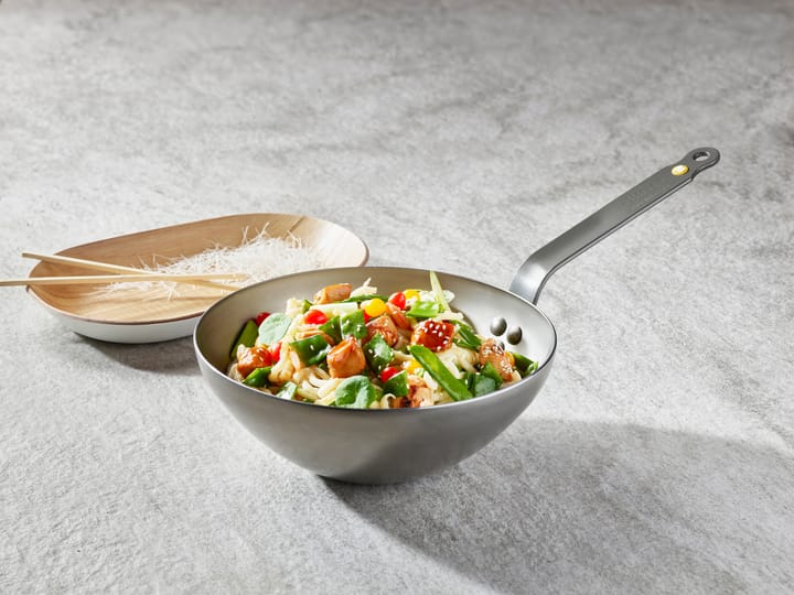 Poêle à wok Mineral B, 28 cm De Buyer