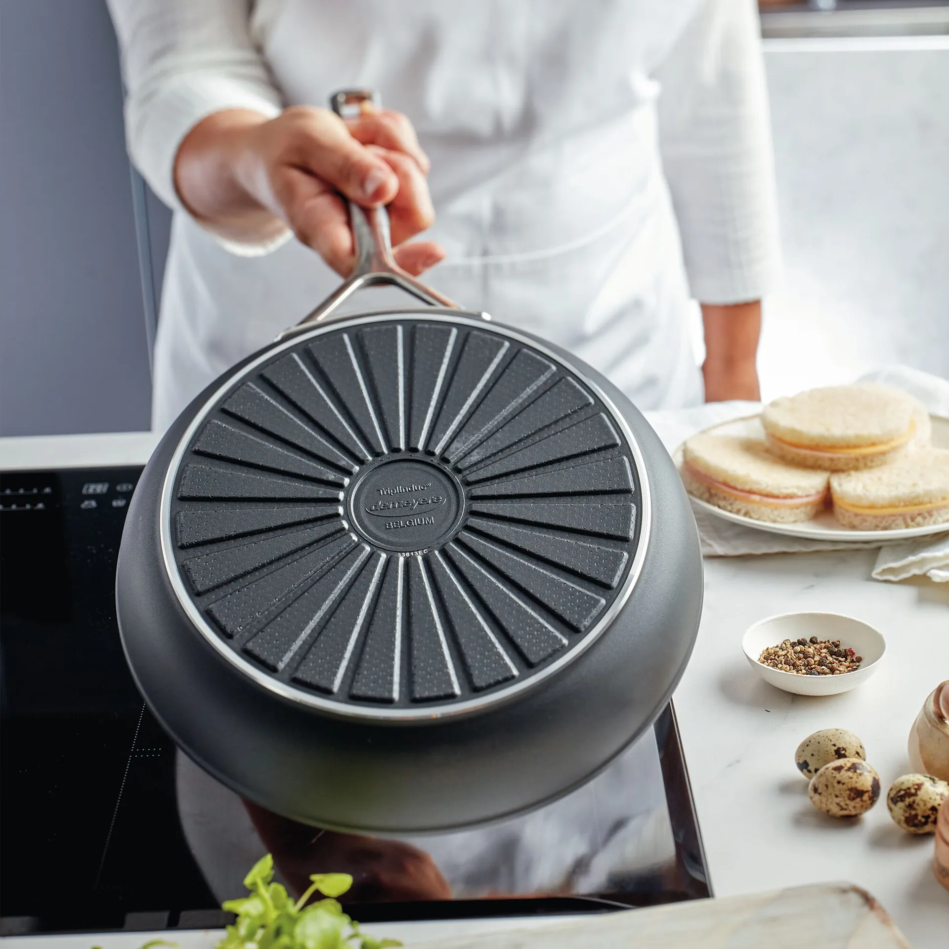 Ensemble de poêles céramique 5-ply Alu Pro 5 Ceraforce, 2 pièces Demeyere