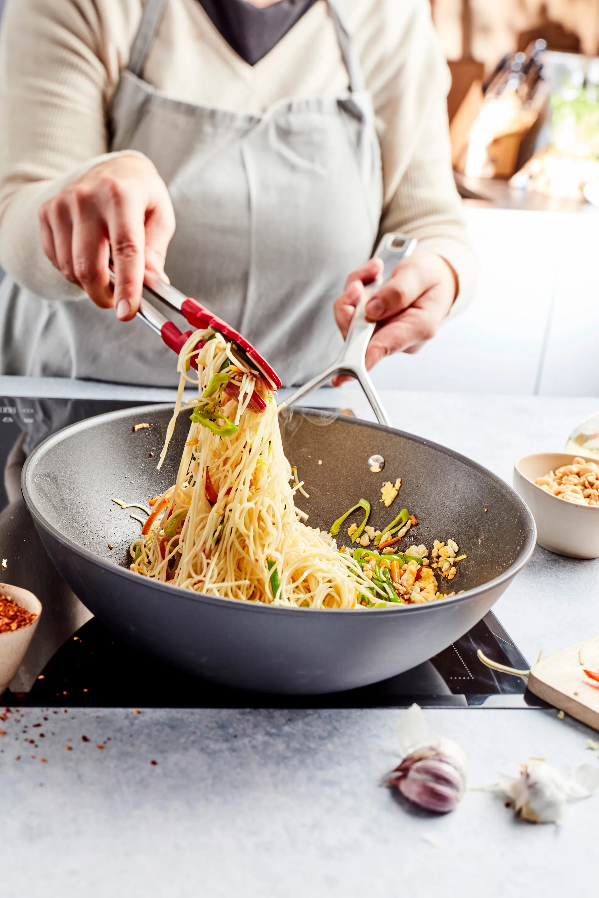 Poêle à wok Demeyere Alu Pro, 30cm Demeyere