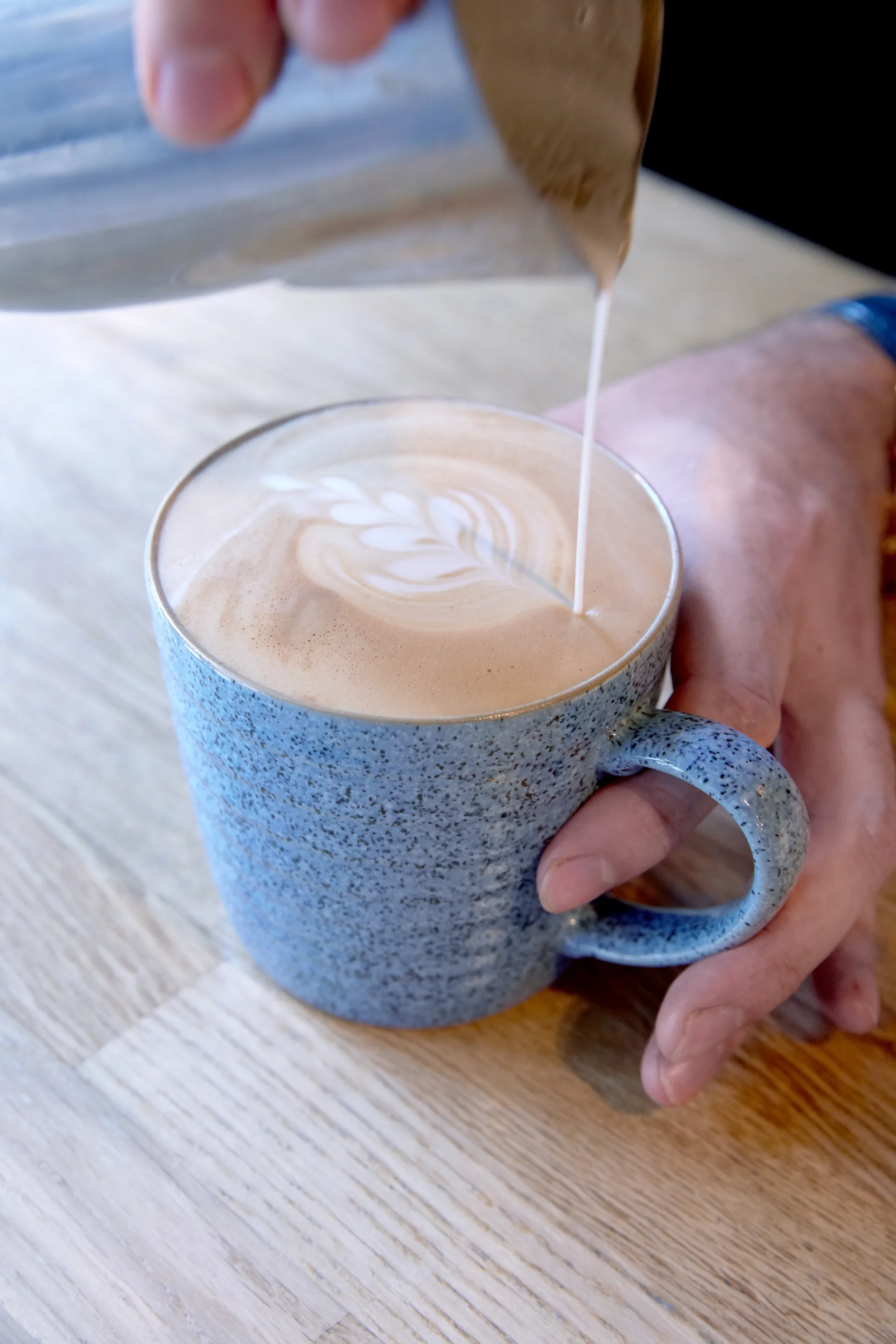 Tasse avec motifs Studio Blue 40cl, Flint-chalk Denby