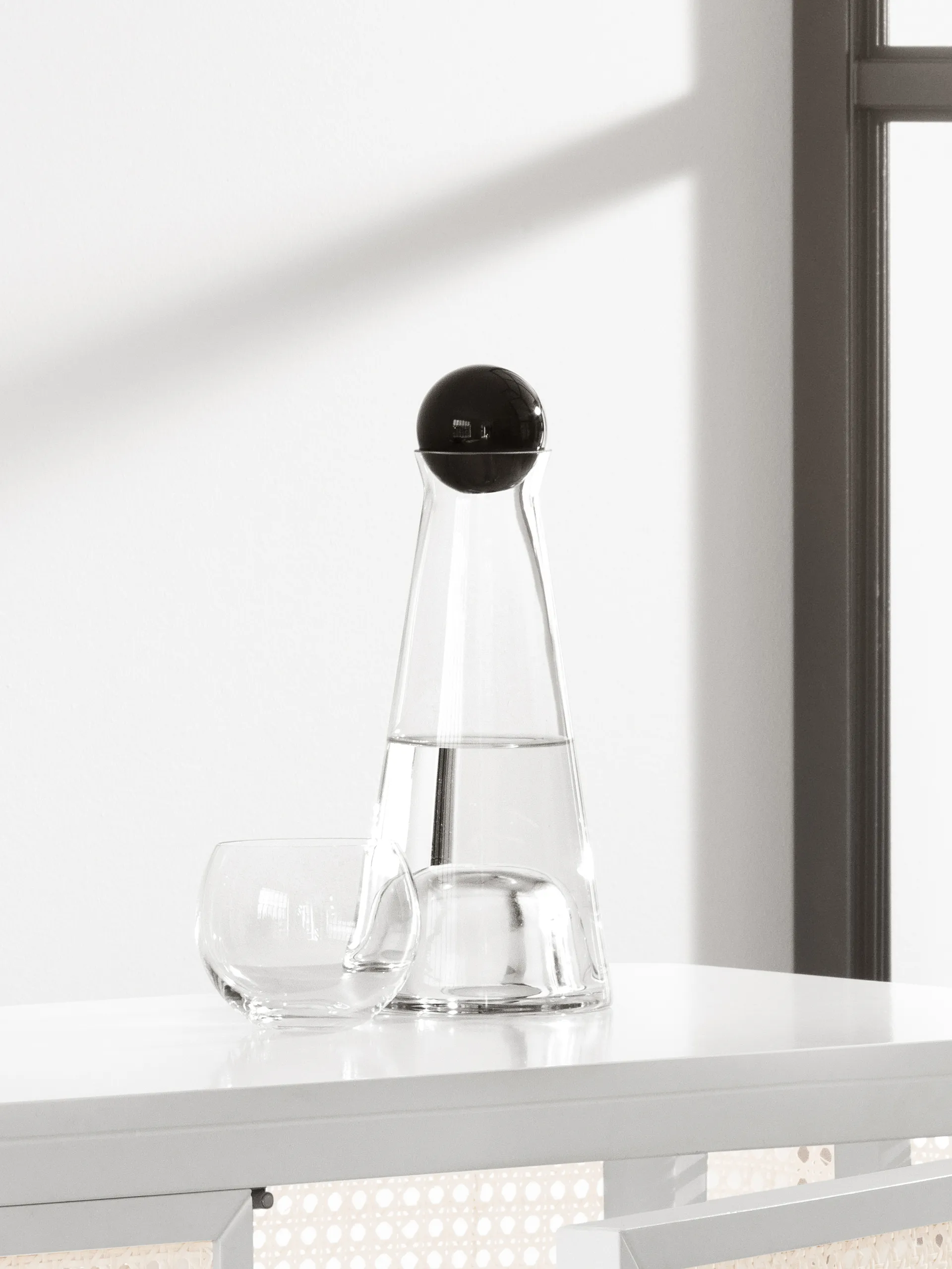 Carafe Fia, noir Design House Stockholm