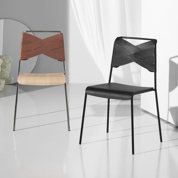Chaise Torso, chêne, cuir couleur naturelle, pieds chromés Design House Stockholm