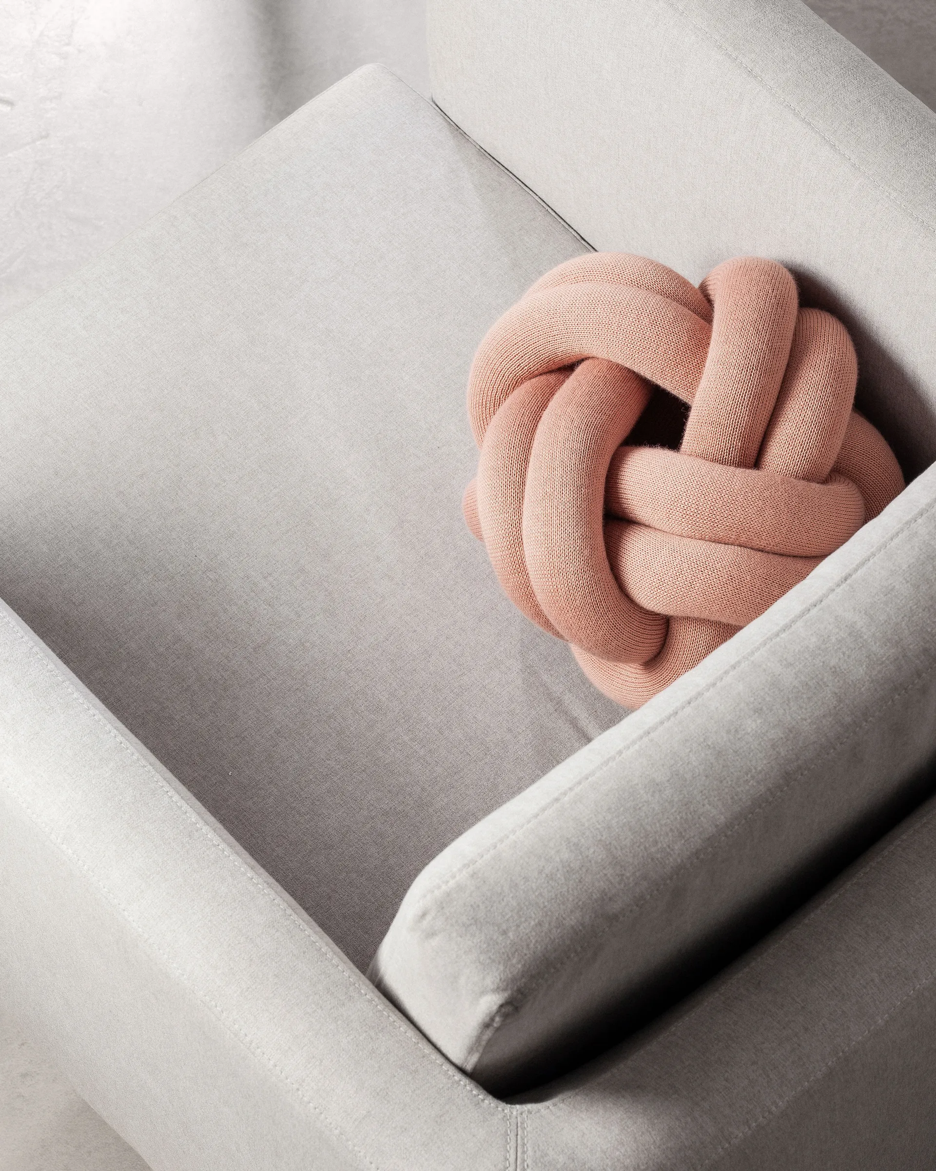 Coussin Knot, Dusty pink Design House Stockholm
