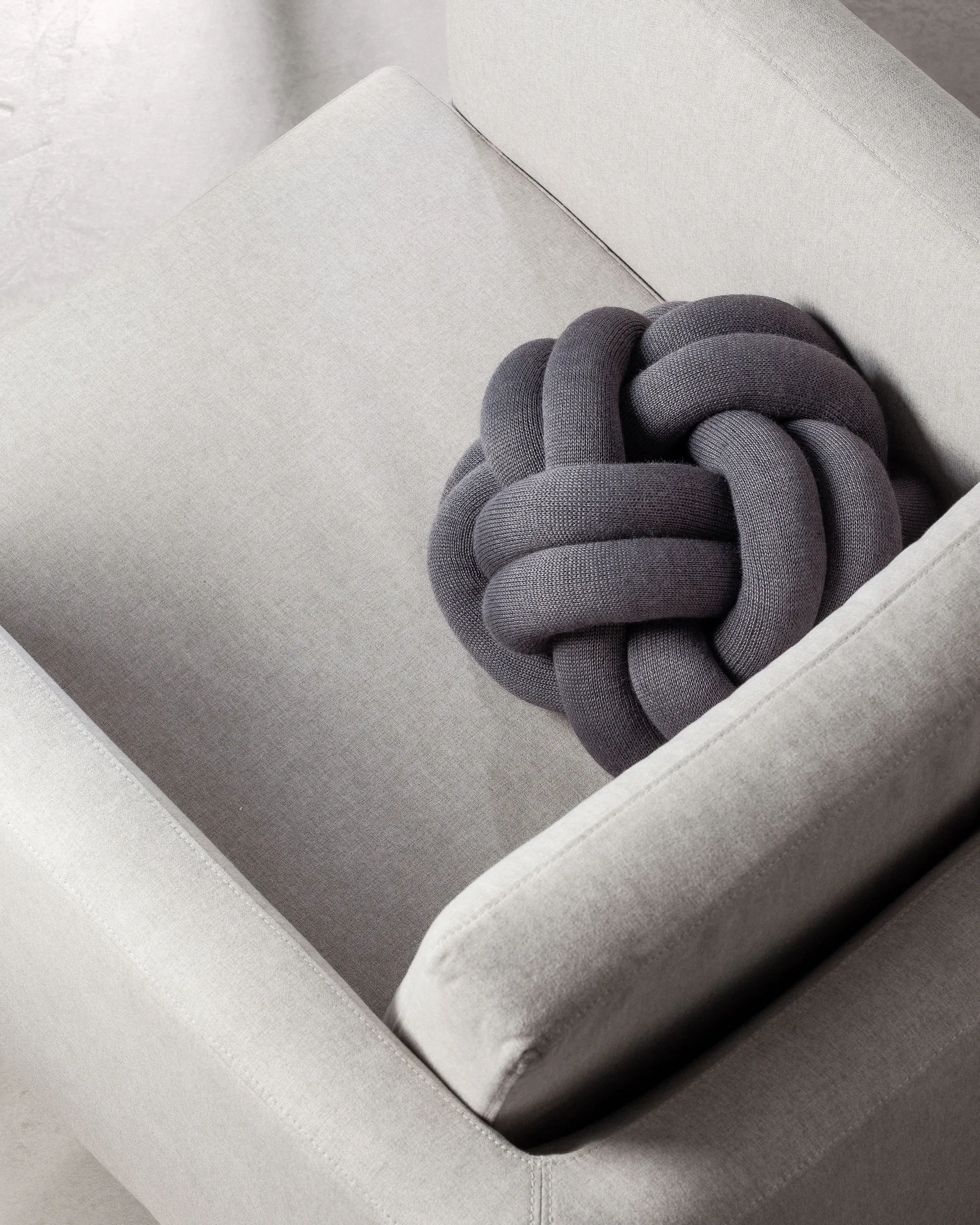 Coussin Knot, gris Design House Stockholm
