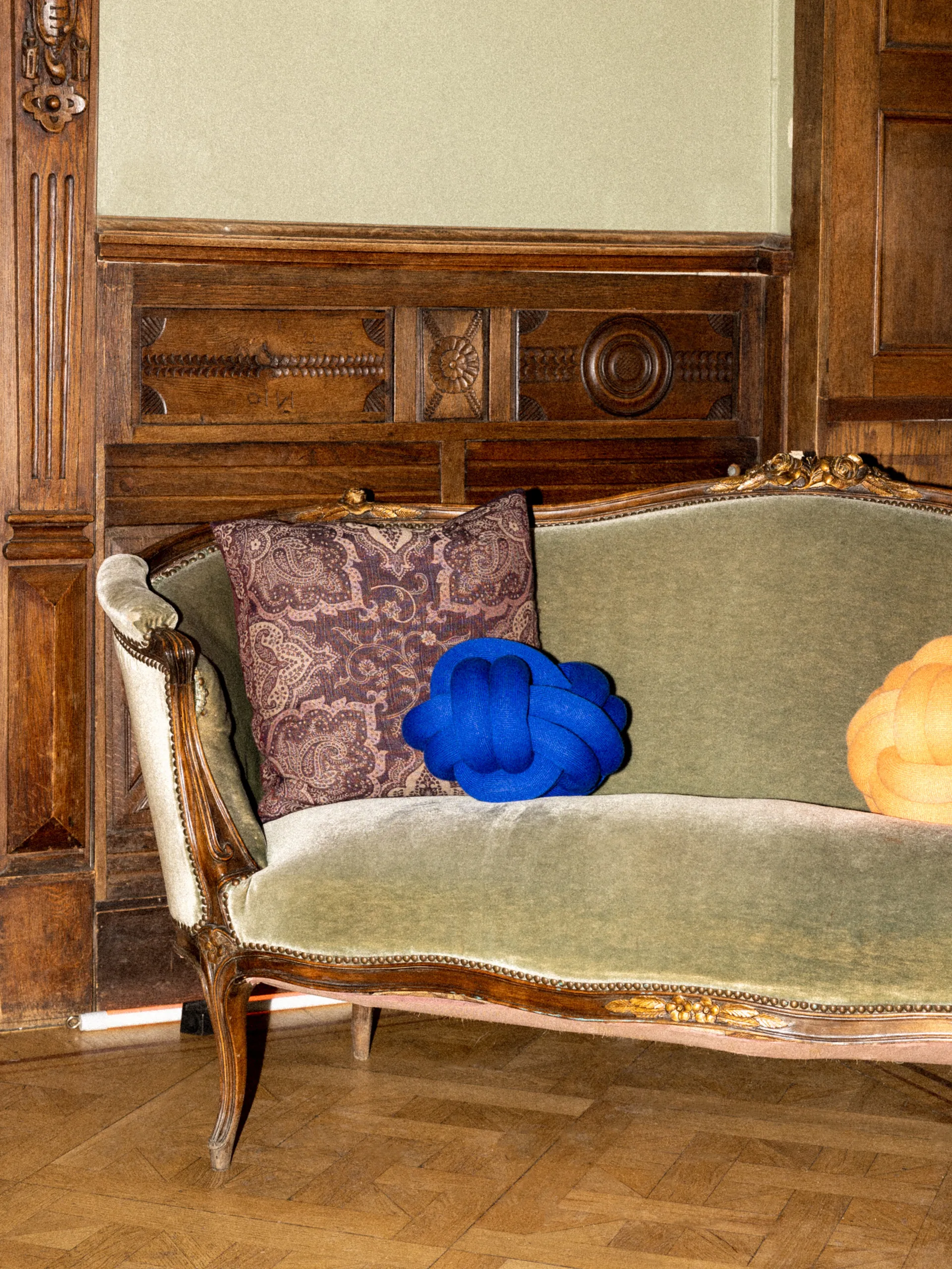 Coussin Knot, Klein Blue Design House Stockholm